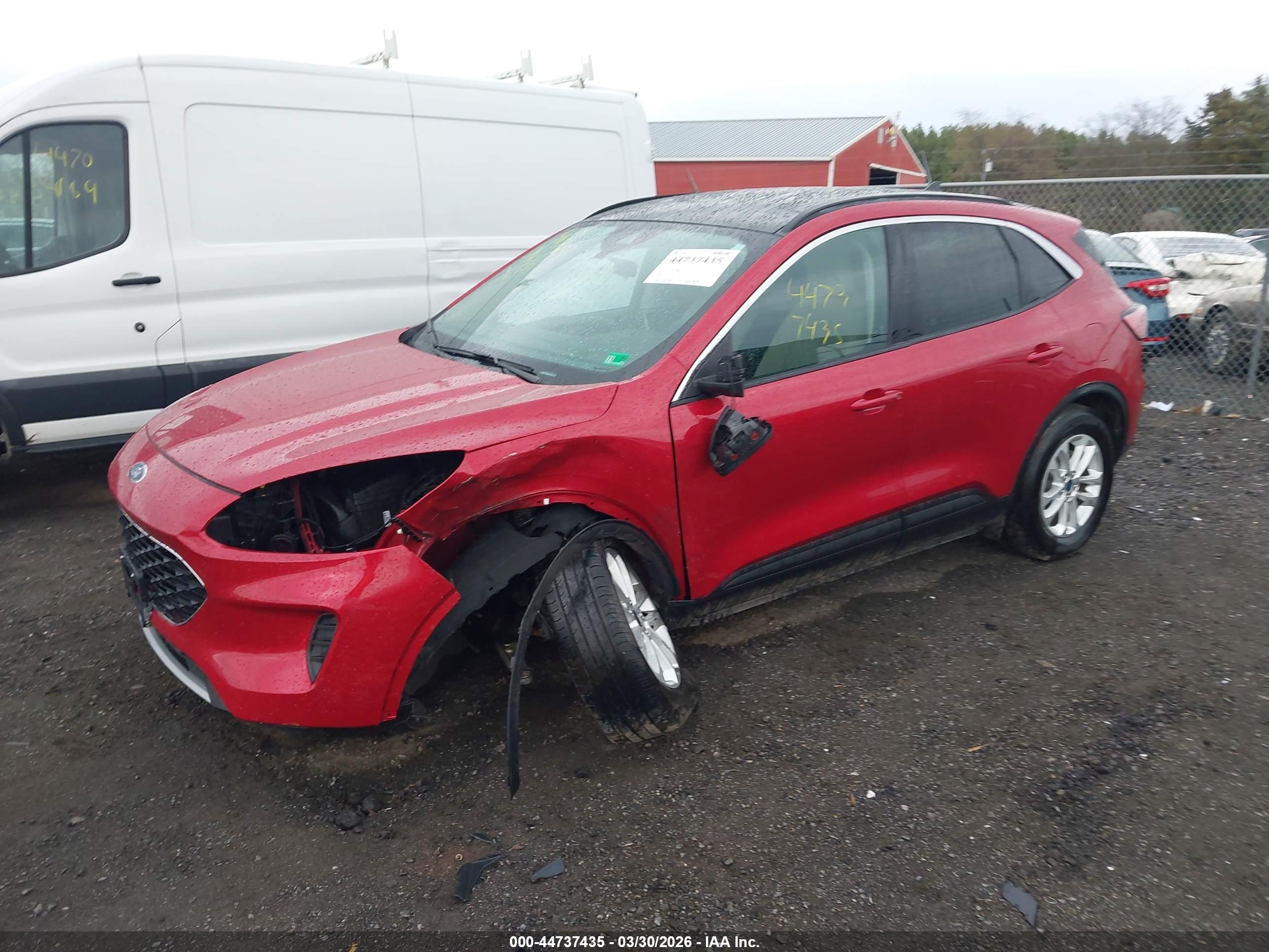 FORD ESCAPE image 2