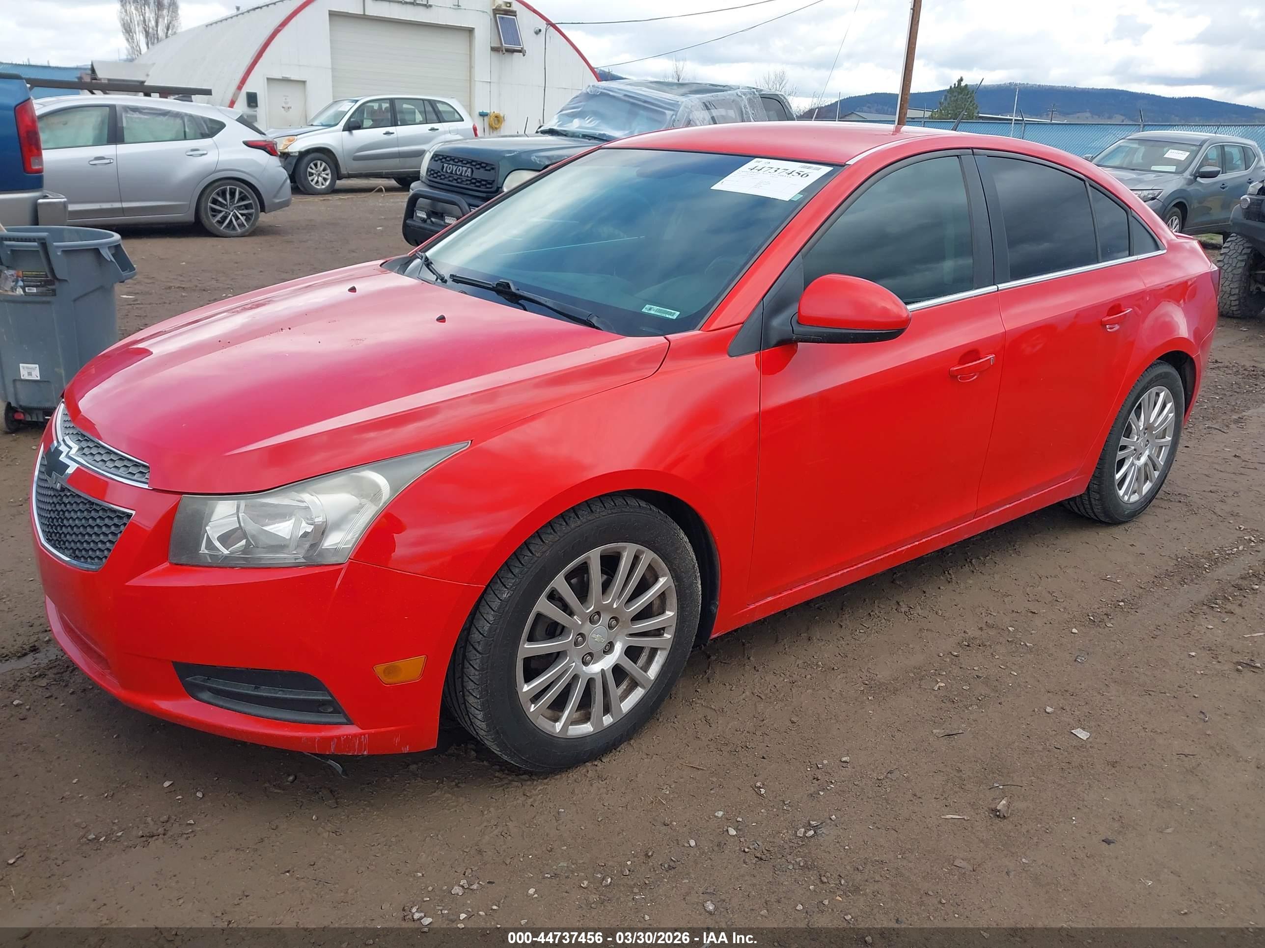 CHEVROLET CRUZE image 2