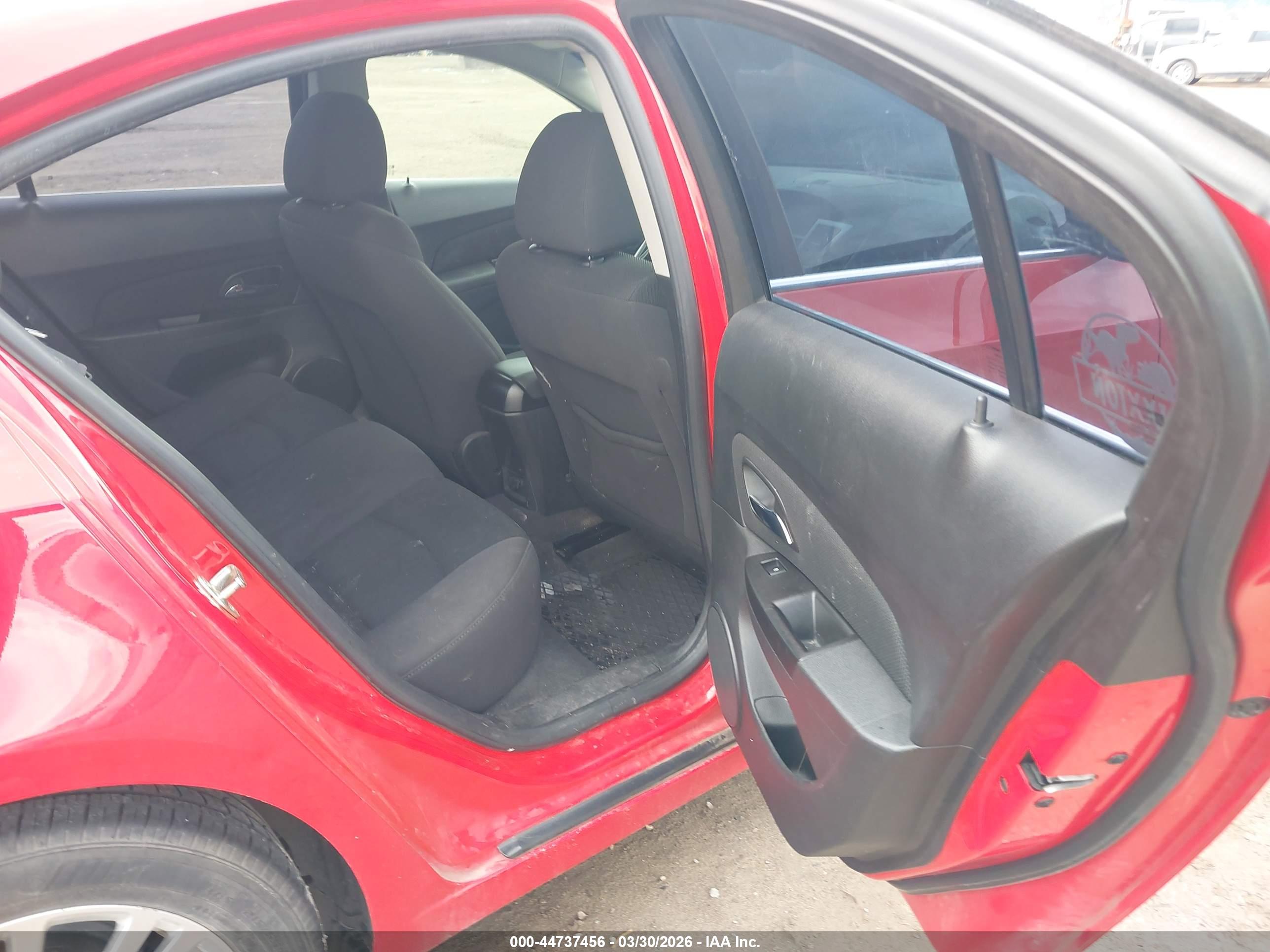 CHEVROLET CRUZE image 8
