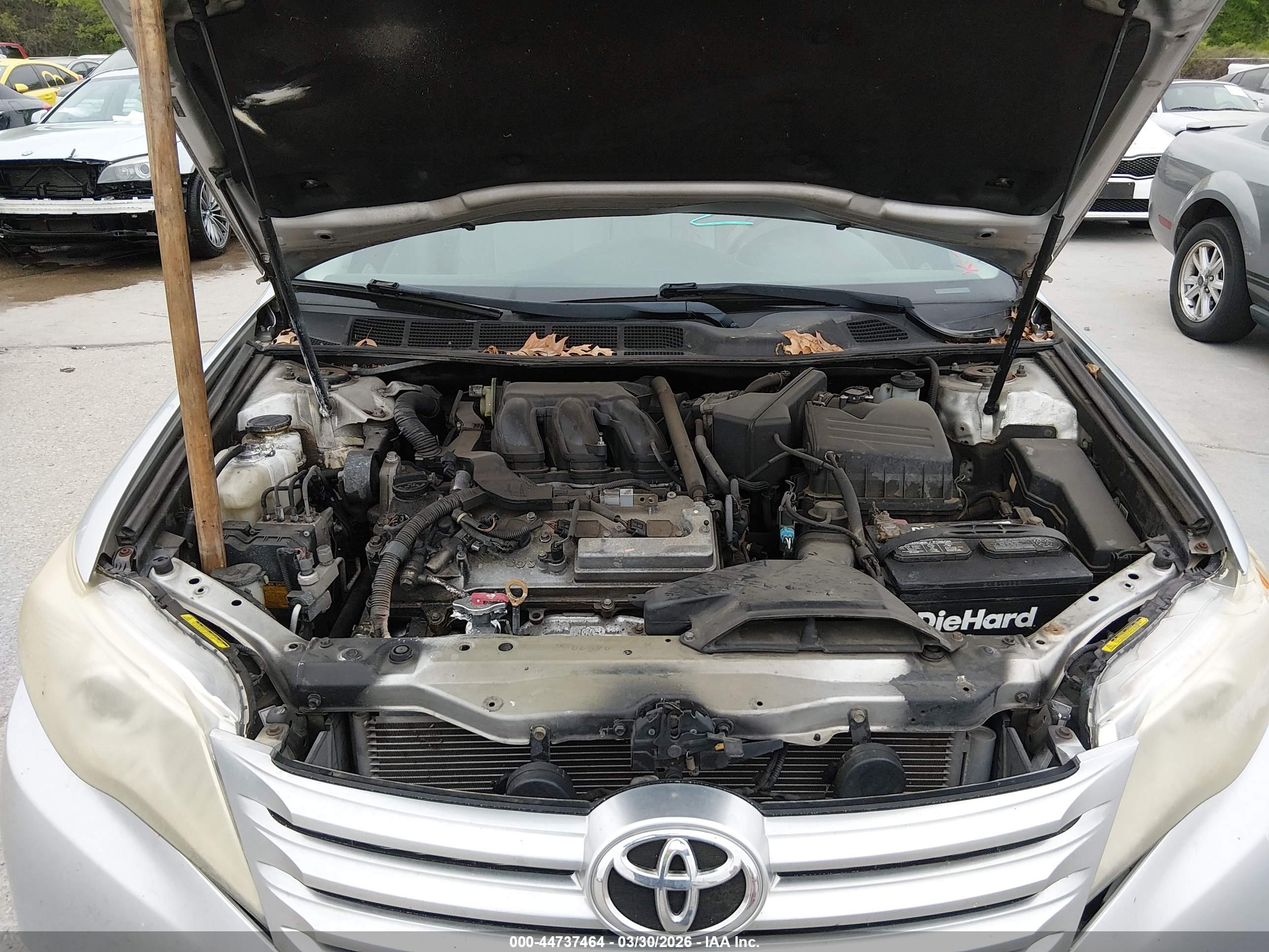 TOYOTA AVALON image 10