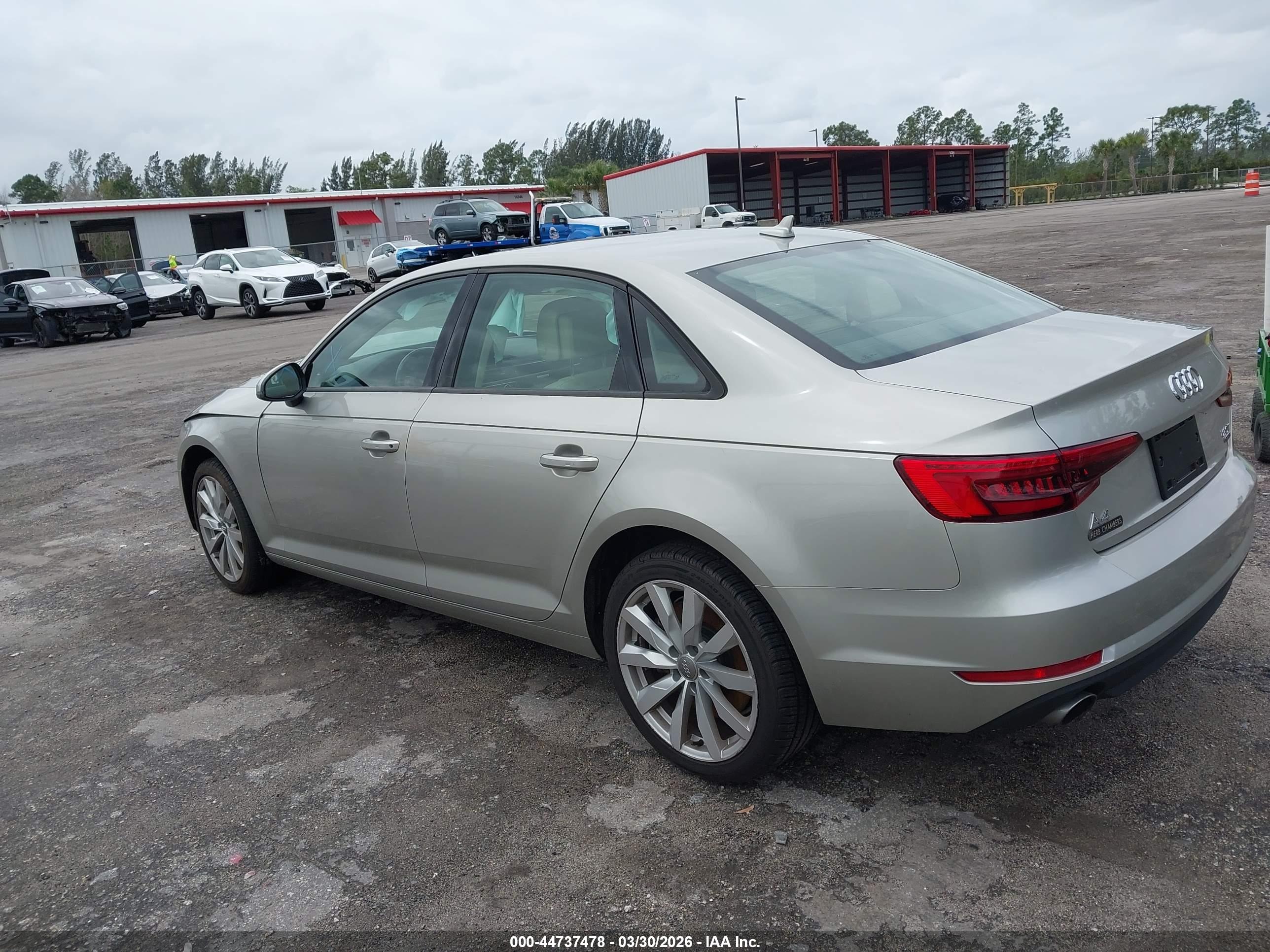 AUDI A4 image 3