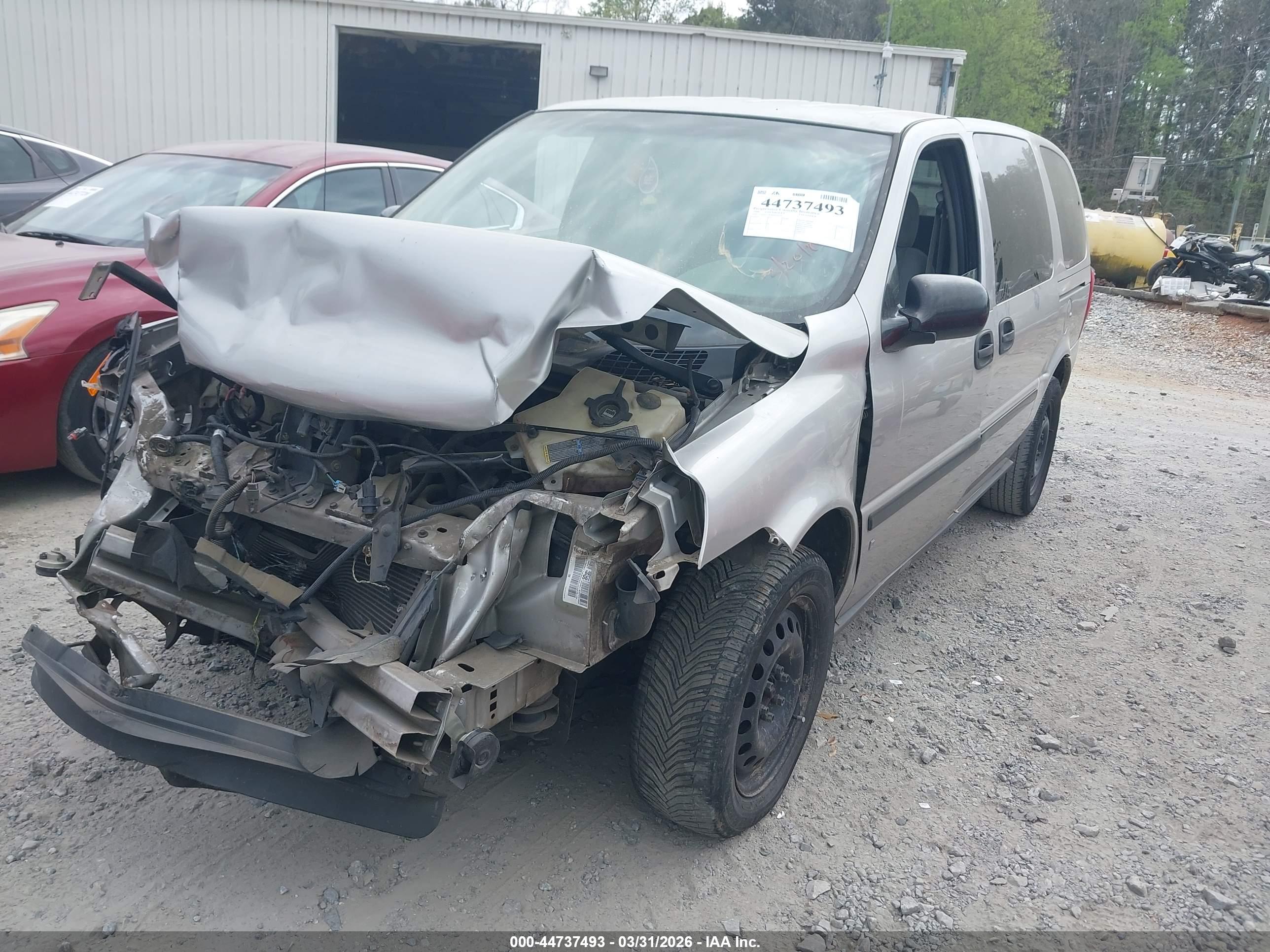 CHEVROLET UPLANDER image 2