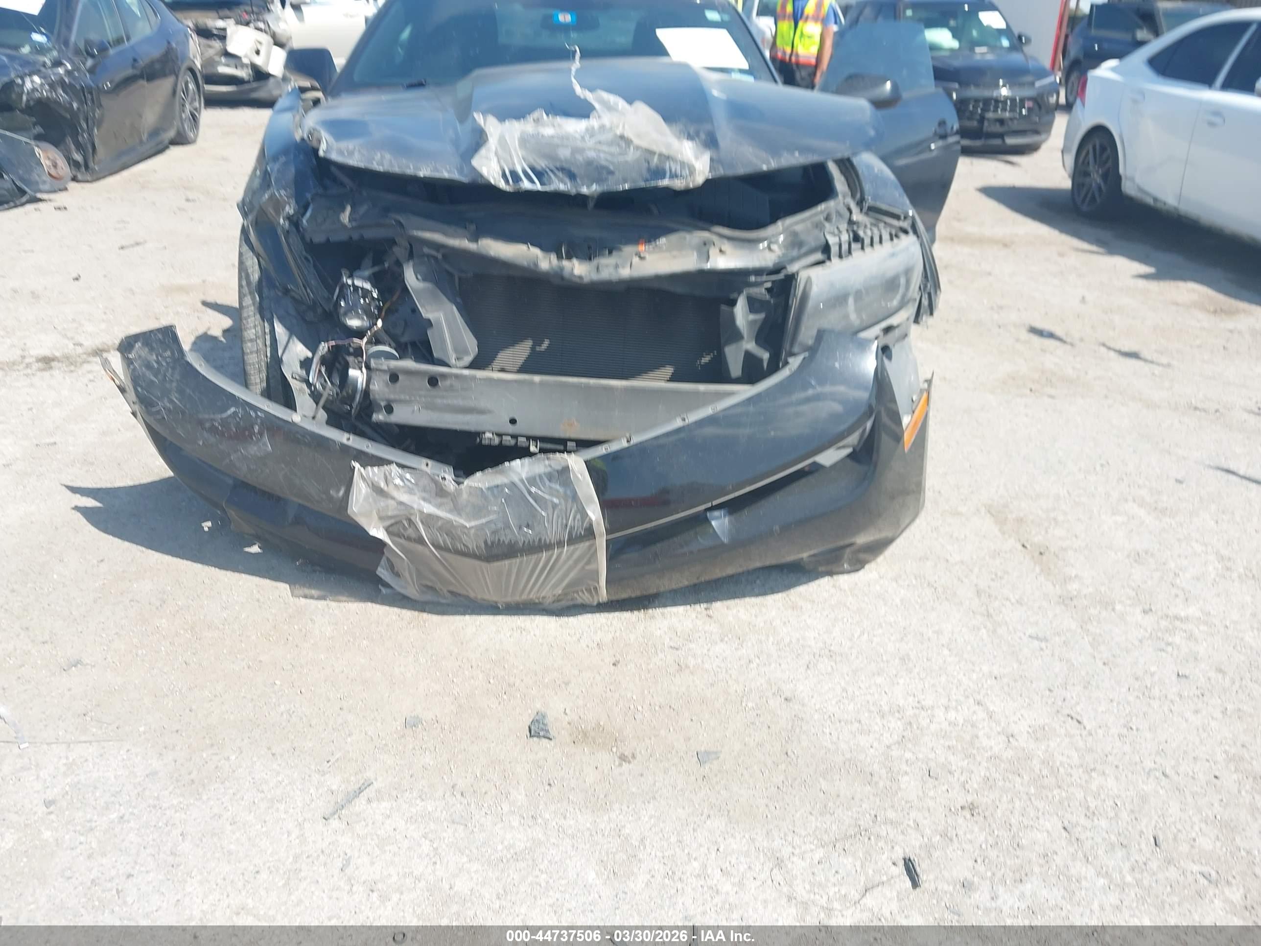CHEVROLET CAMARO image 6