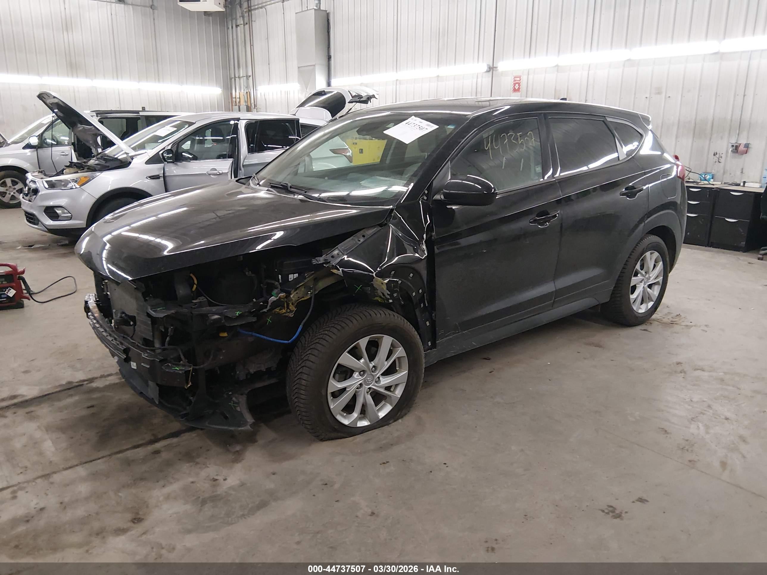HYUNDAI TUCSON image 2
