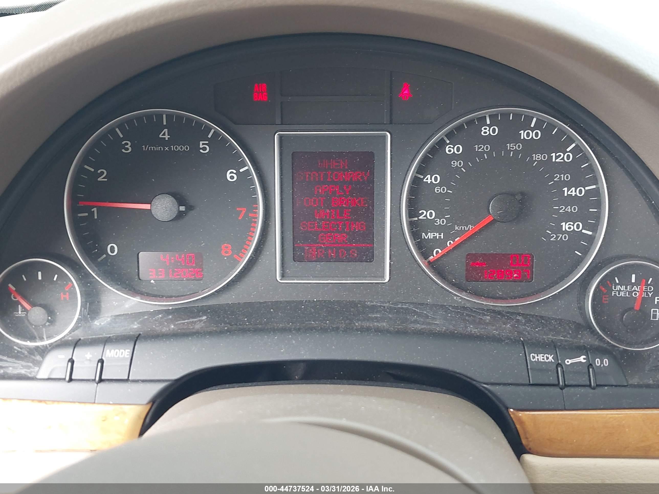 AUDI A4 image 7