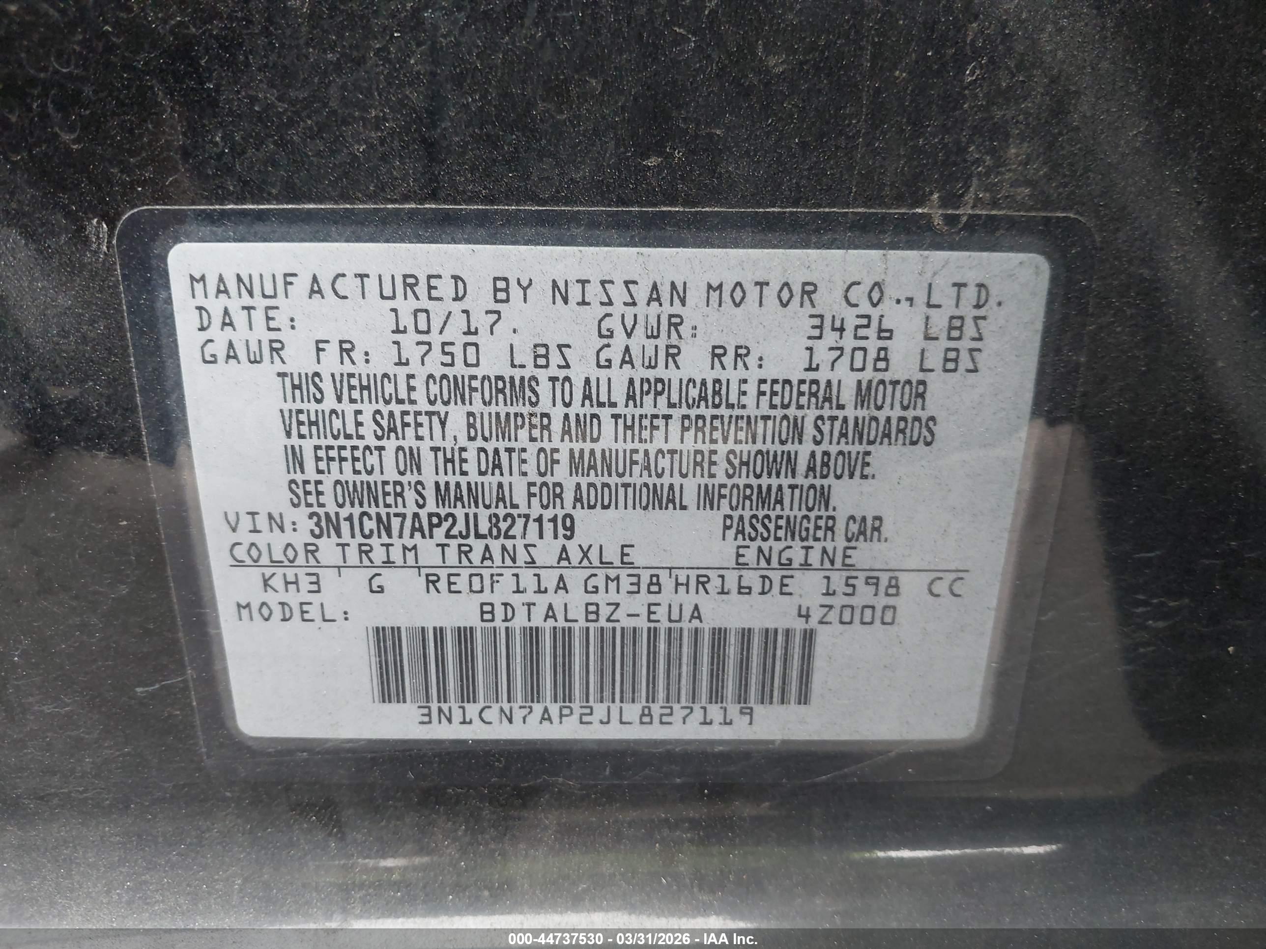 NISSAN VERSA image 9