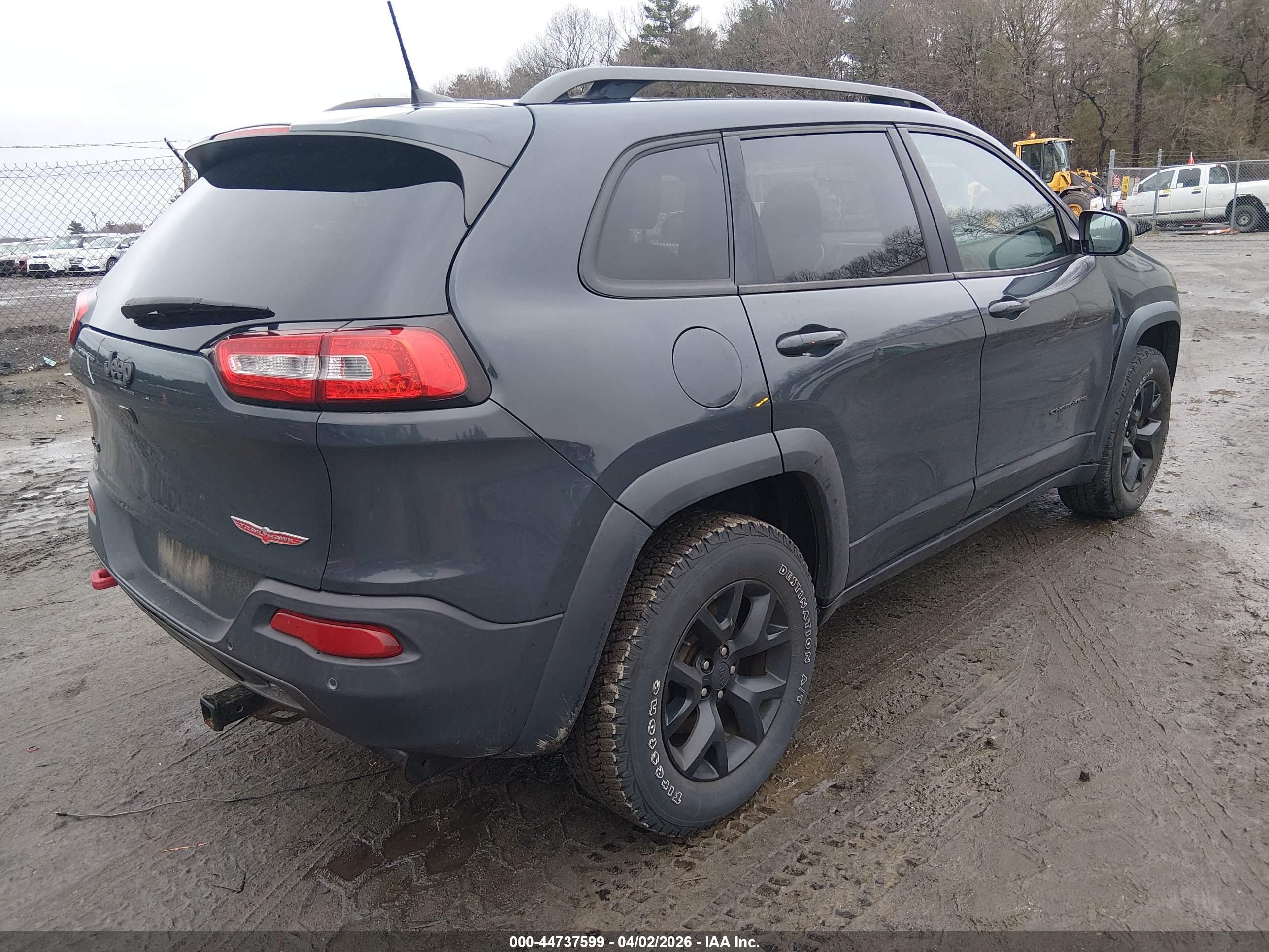 JEEP CHEROKEE image 4