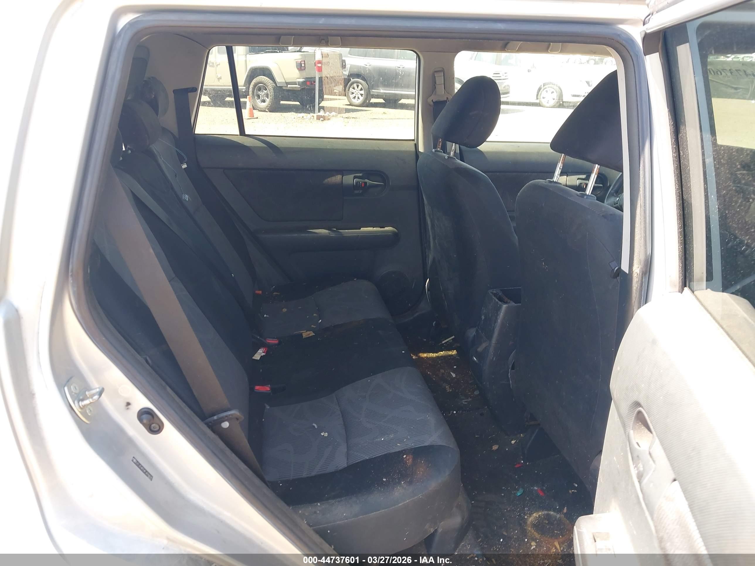 SCION XB image 8