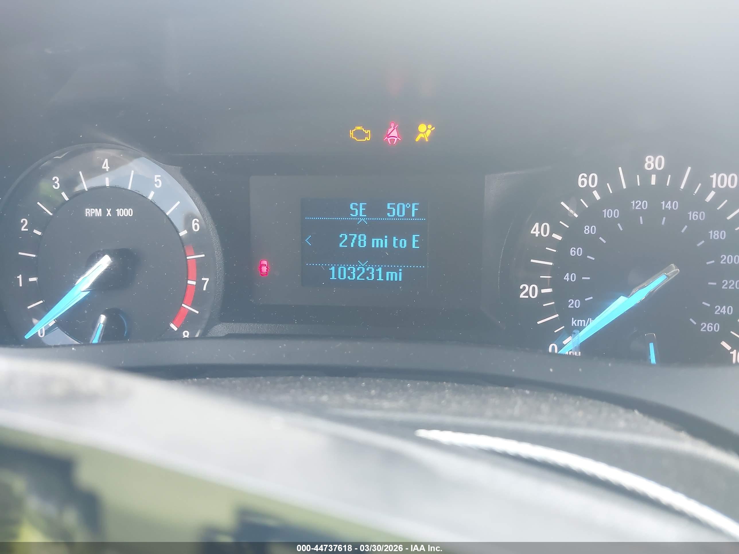 FORD FUSION image 7