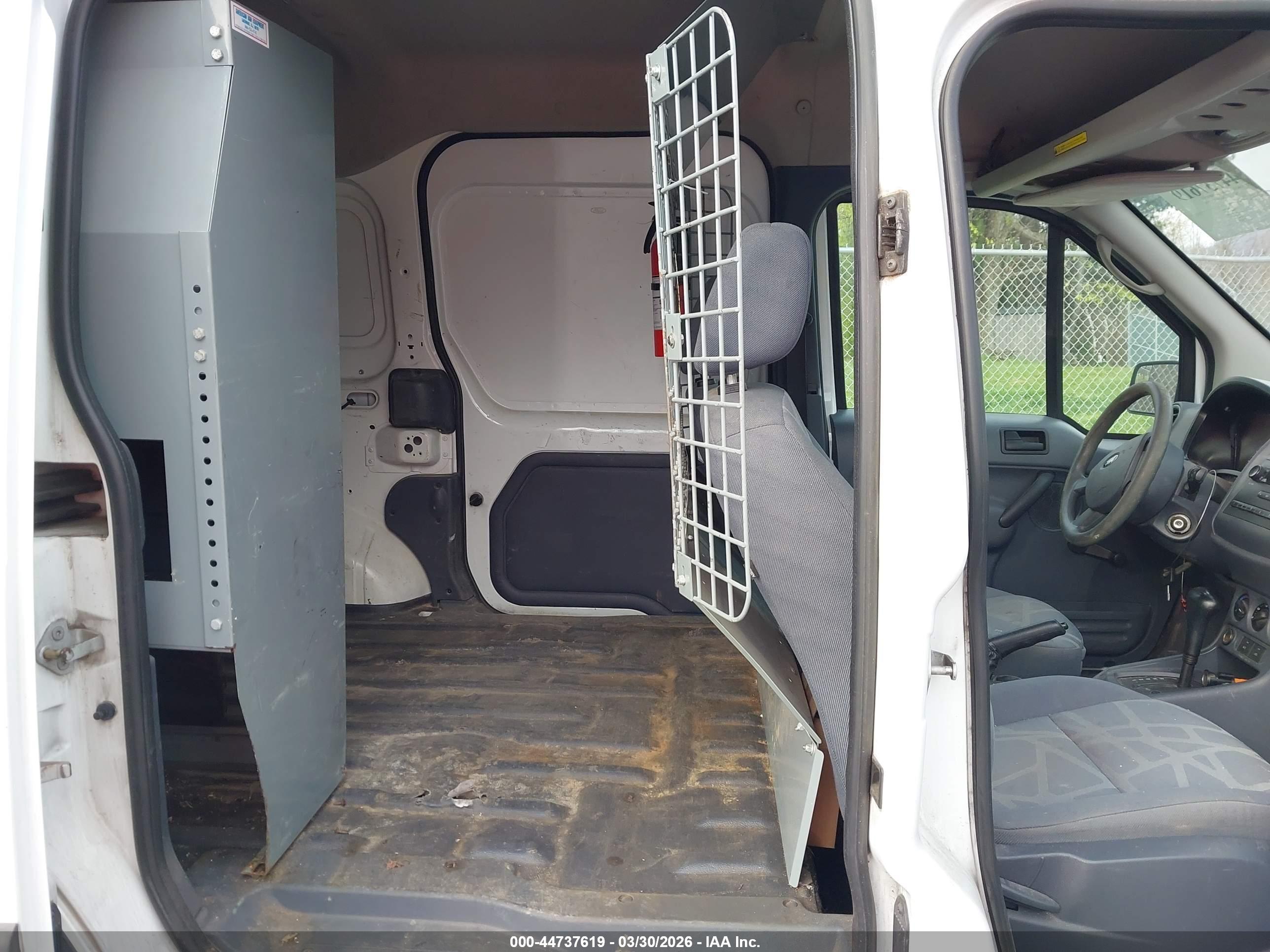 FORD TRANSIT image 8