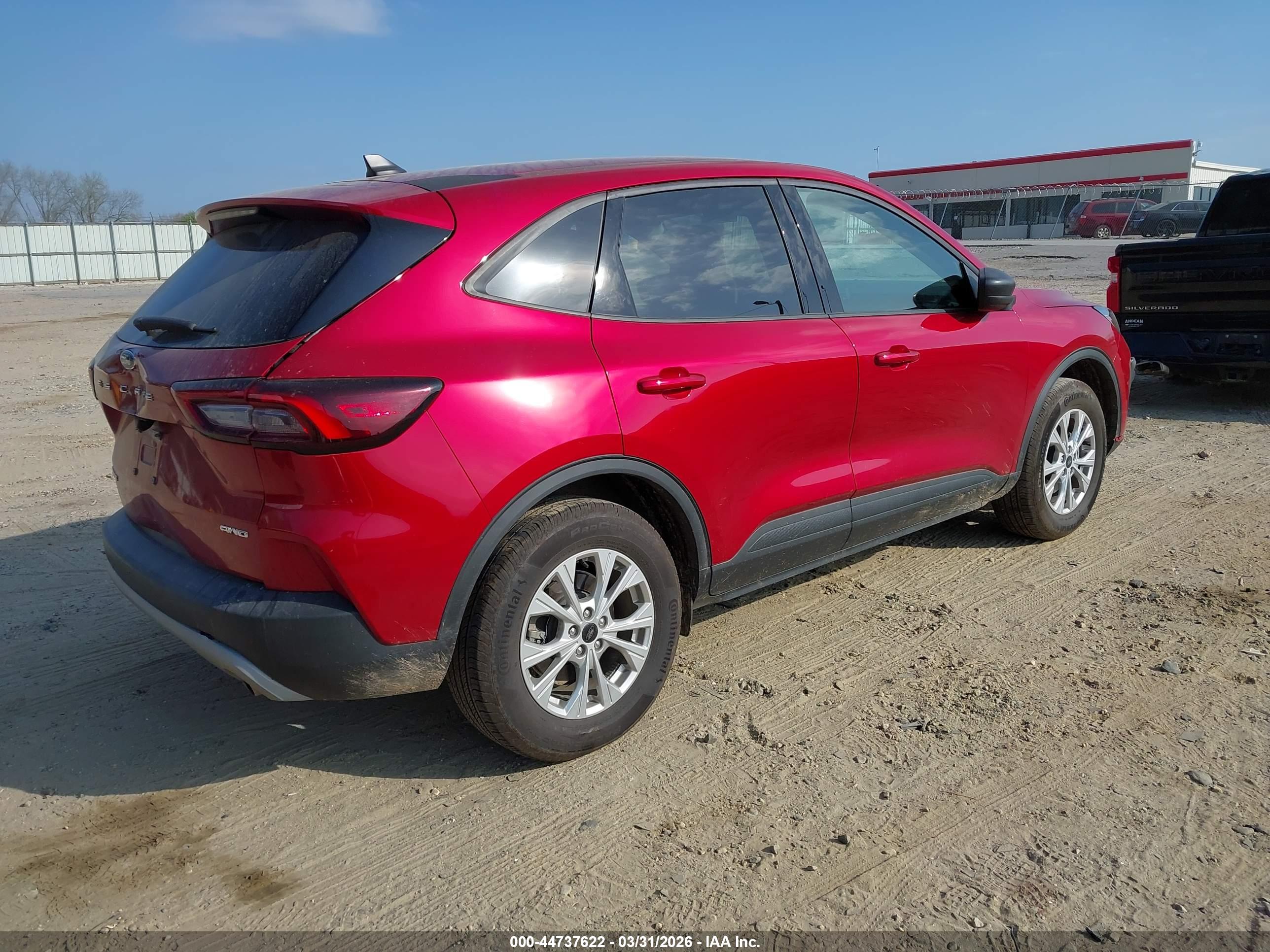 FORD ESCAPE image 4