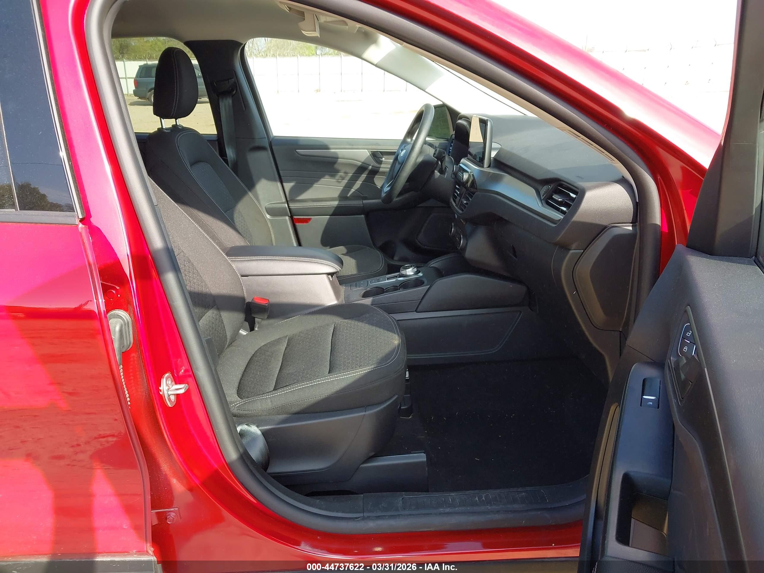 FORD ESCAPE image 5