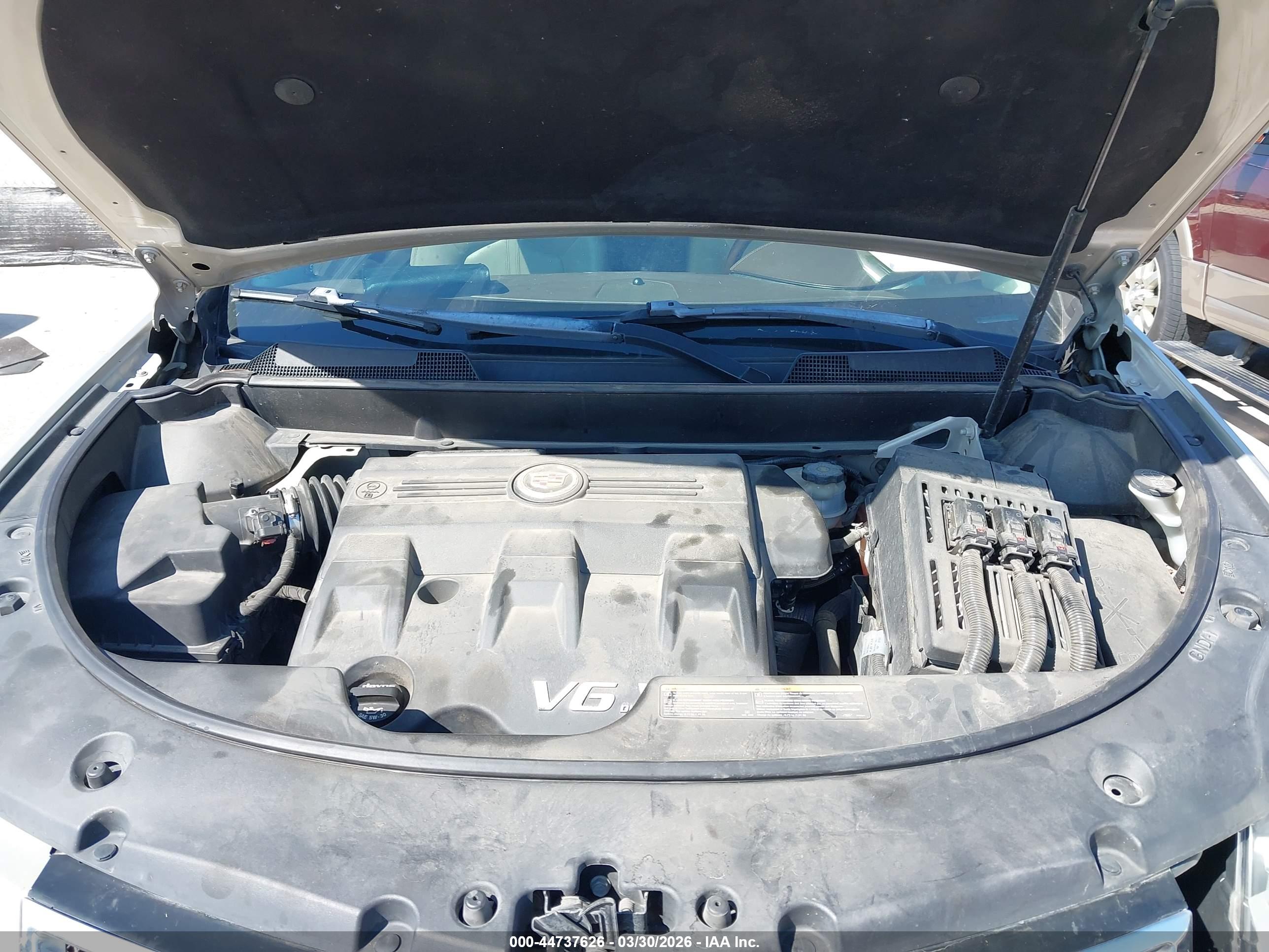CADILLAC SRX image 10