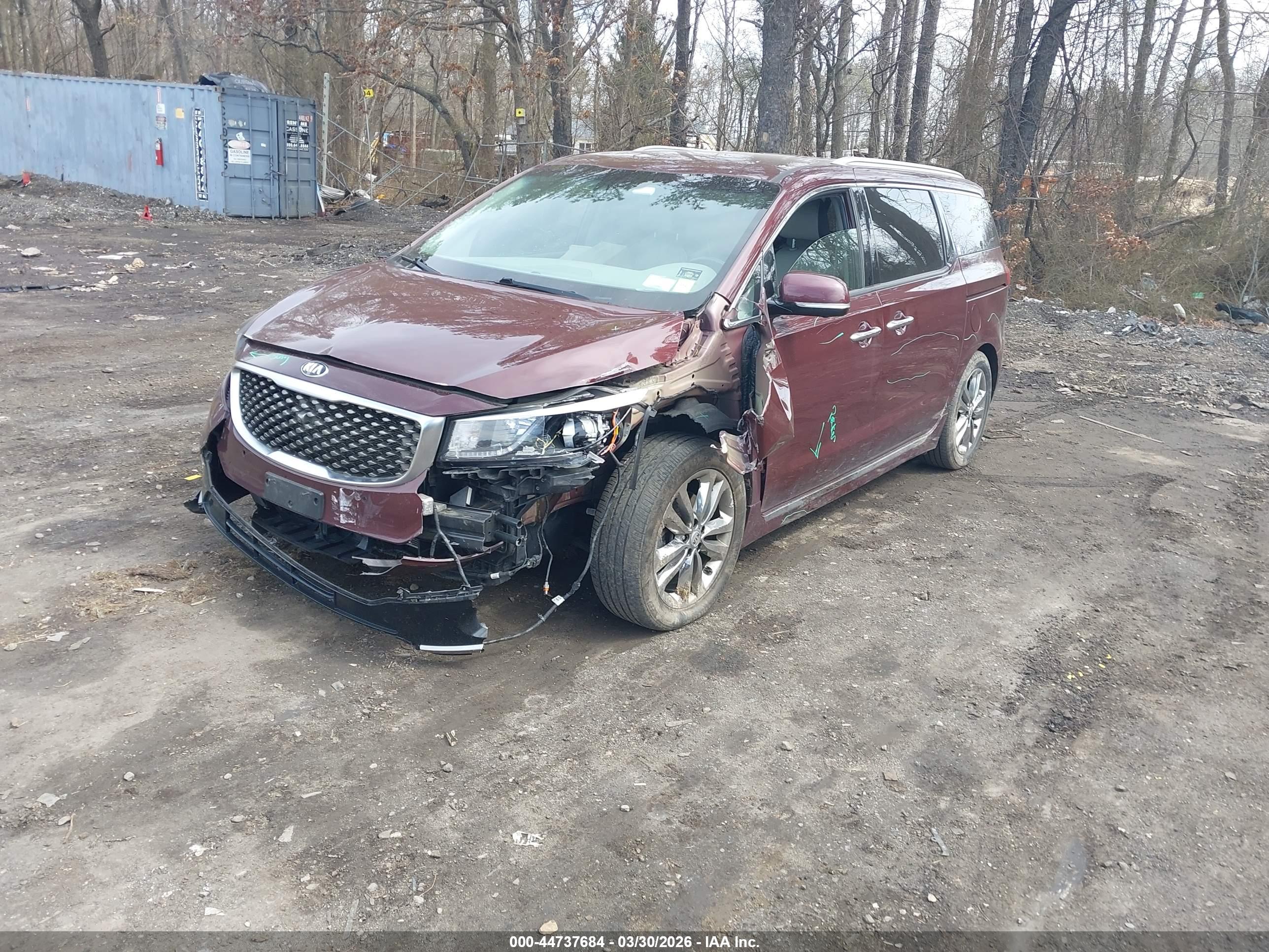 KIA SEDONA image 2