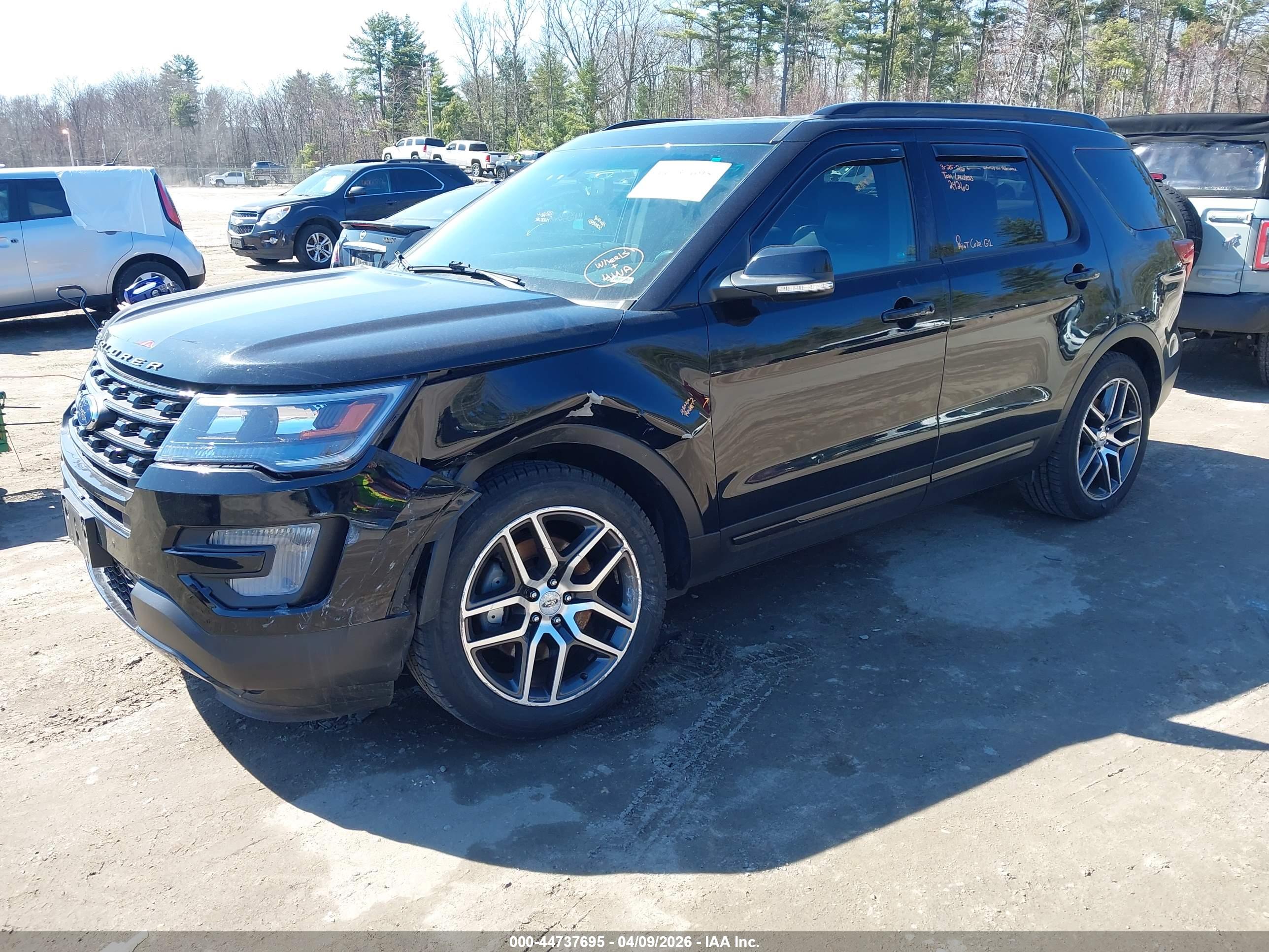 FORD EXPLORER image 2
