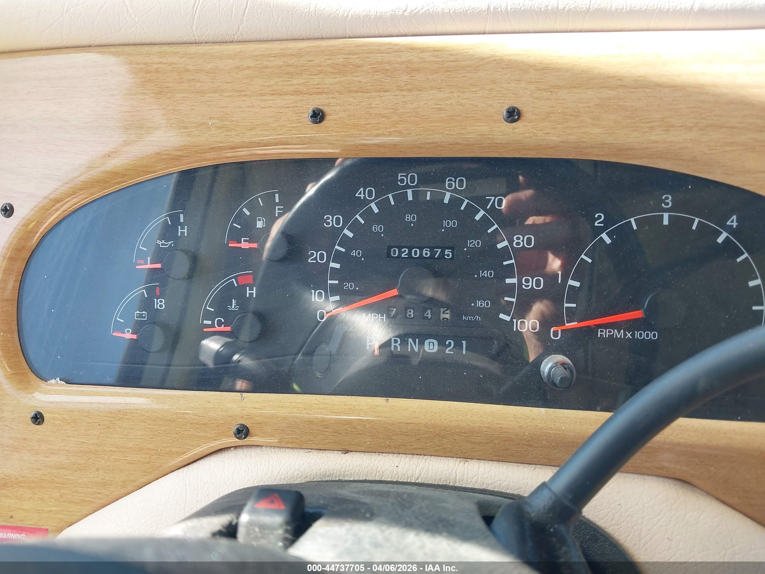 FORD F550 image 7