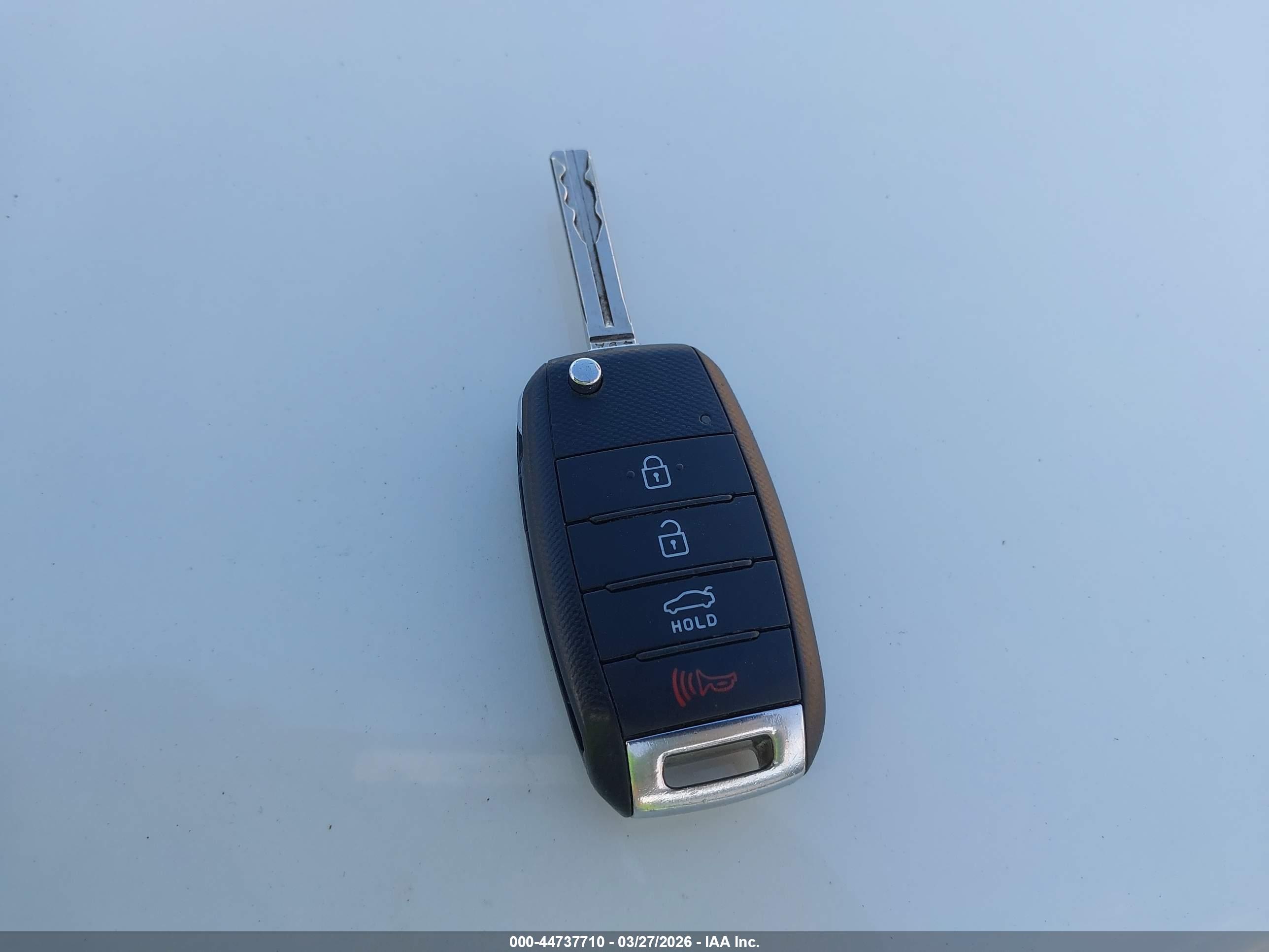 KIA RIO image 11