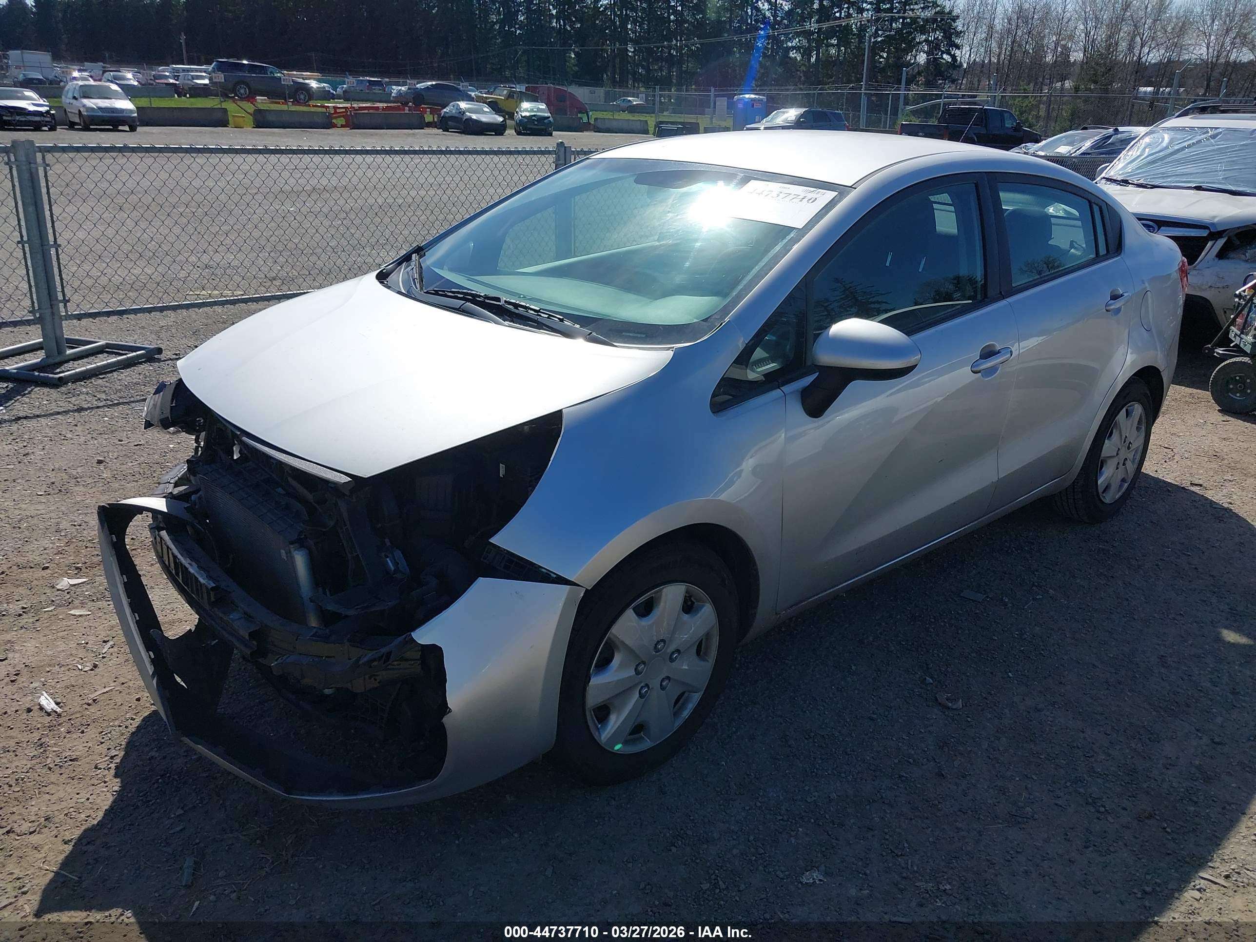 KIA RIO image 2