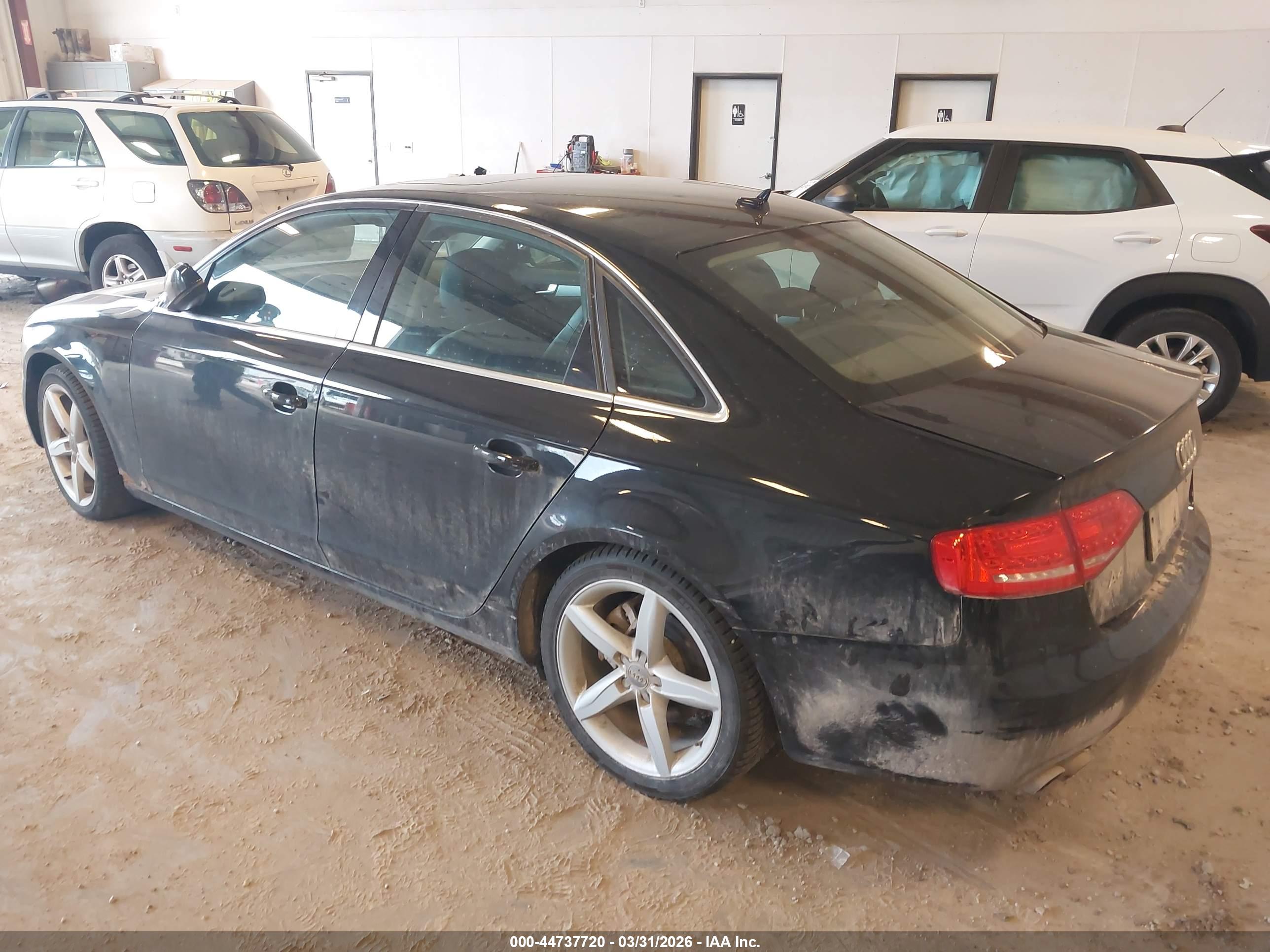 AUDI A4 image 3