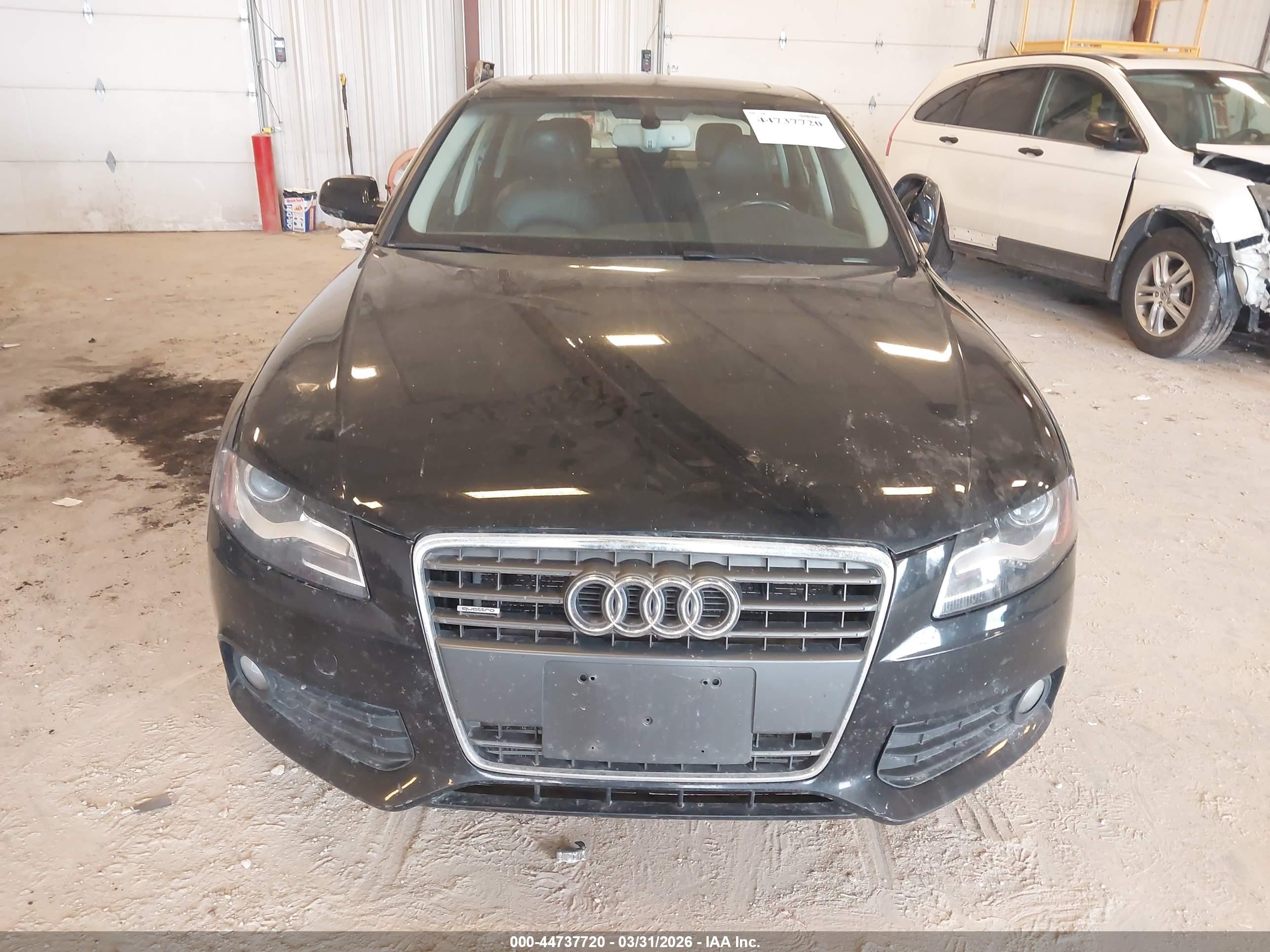 AUDI A4 image 6