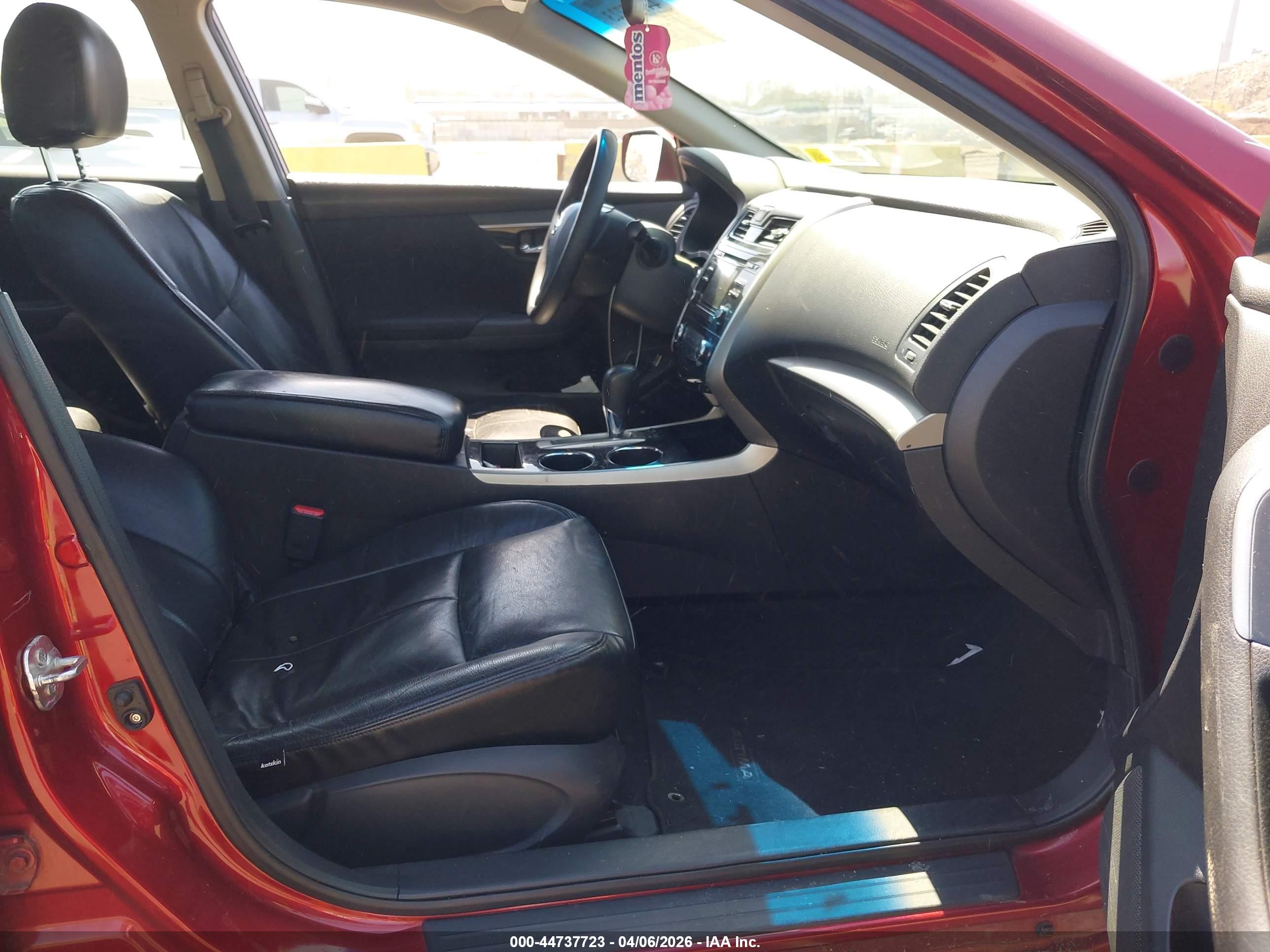 NISSAN ALTIMA image 5