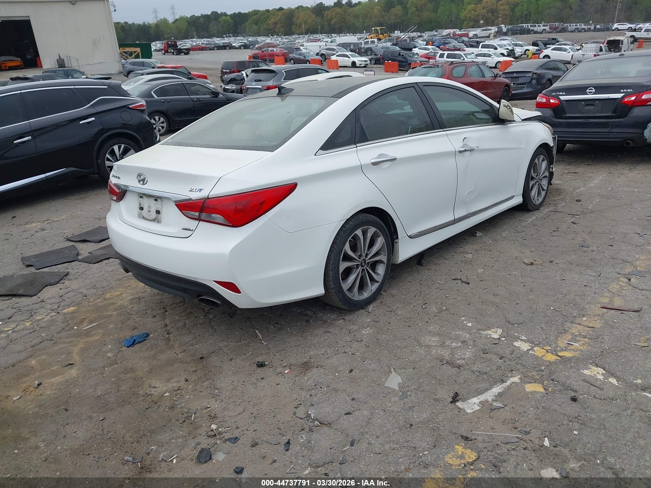HYUNDAI SONATA image 4