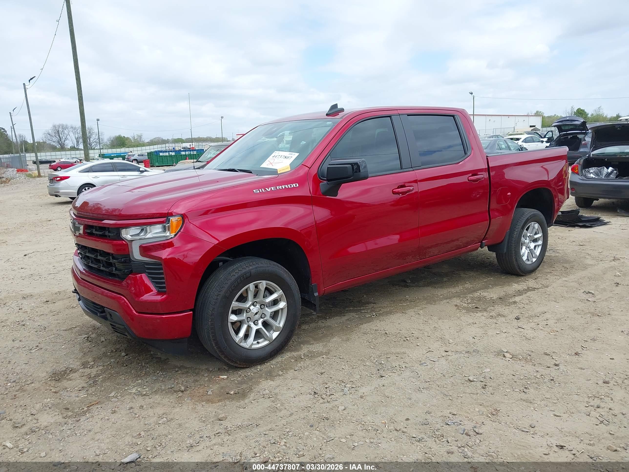 CHEVROLET SILVERADO image 2