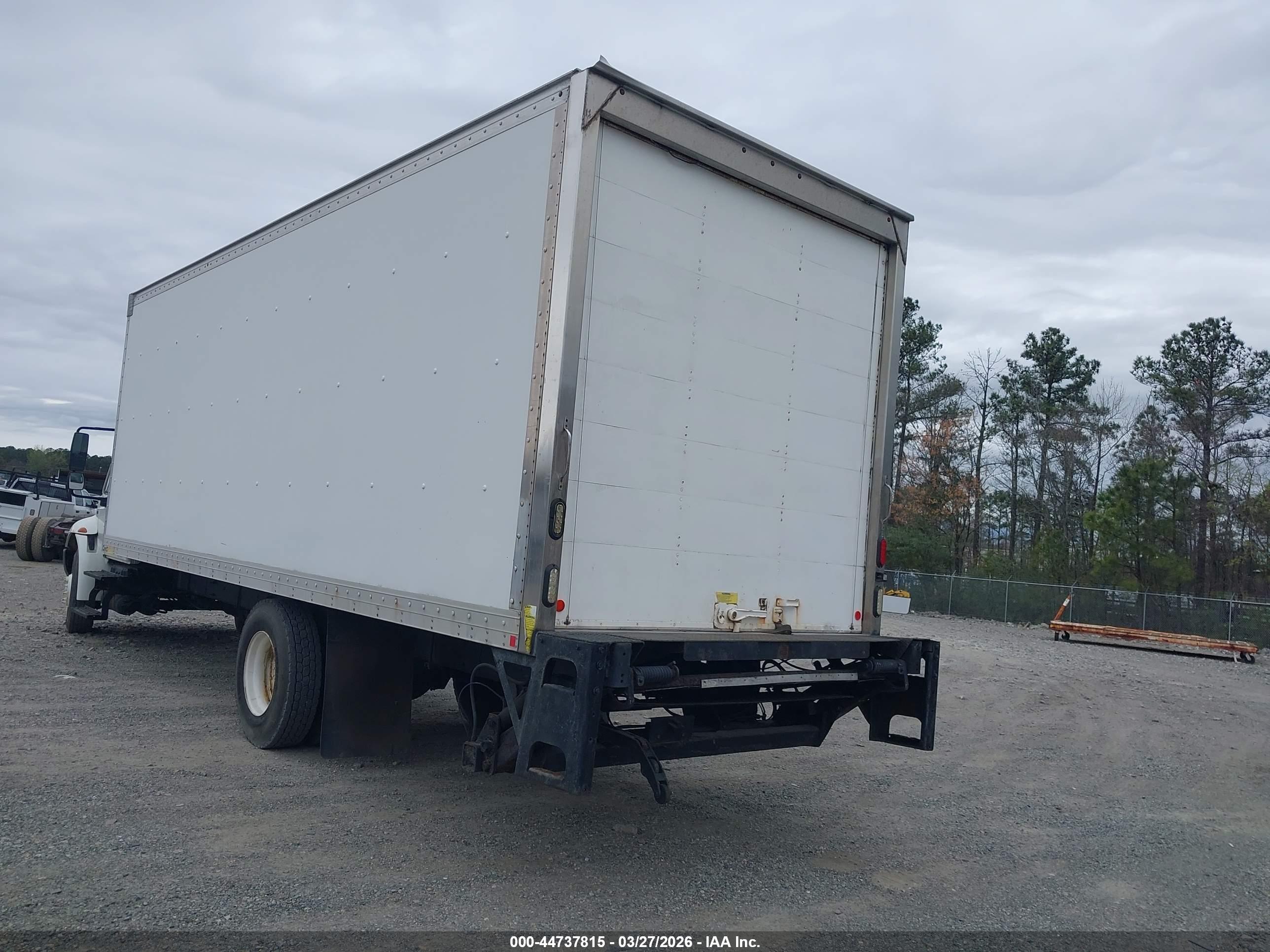 INTERNATIONAL 4000 image 3