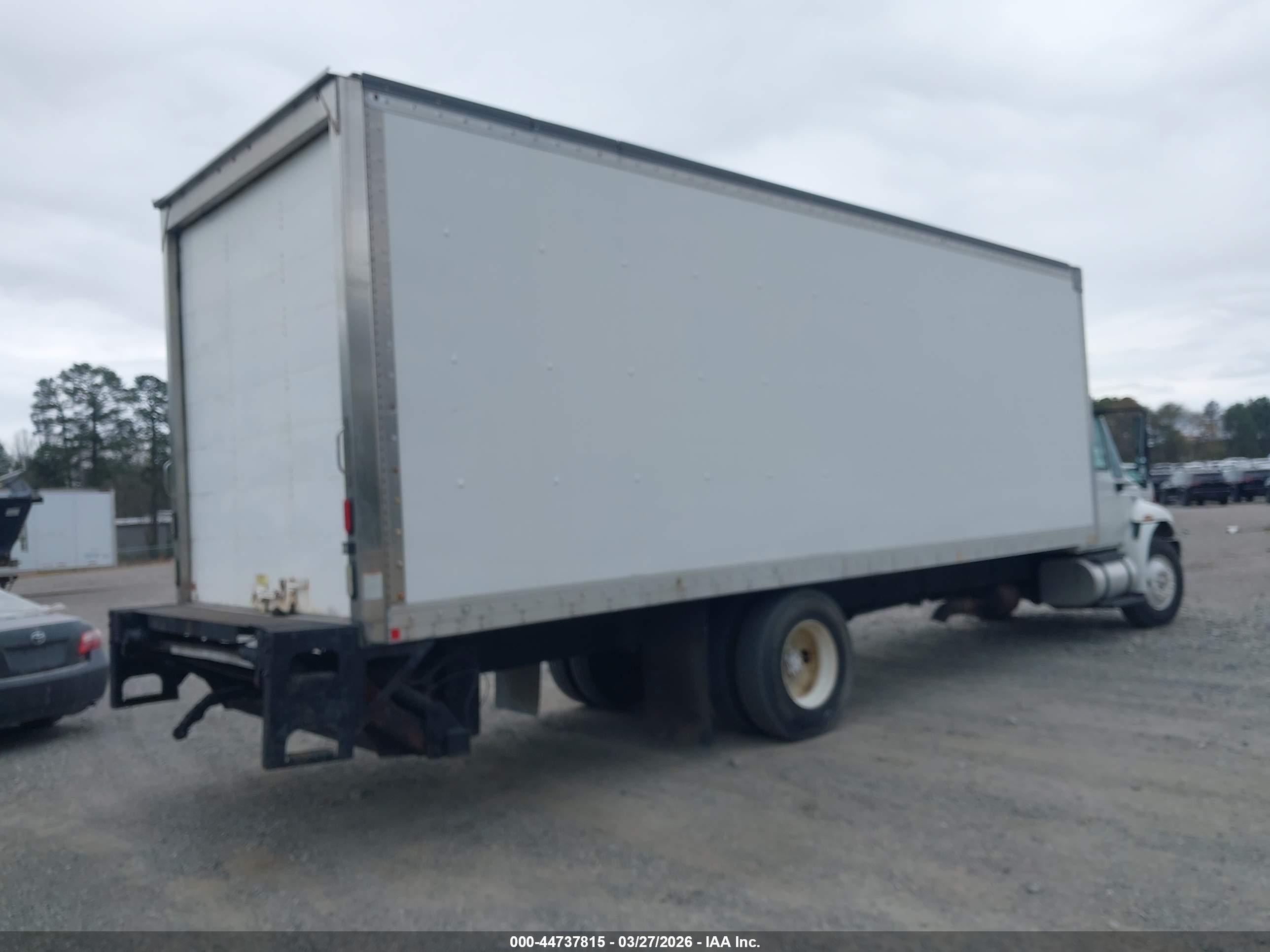 INTERNATIONAL 4000 image 4