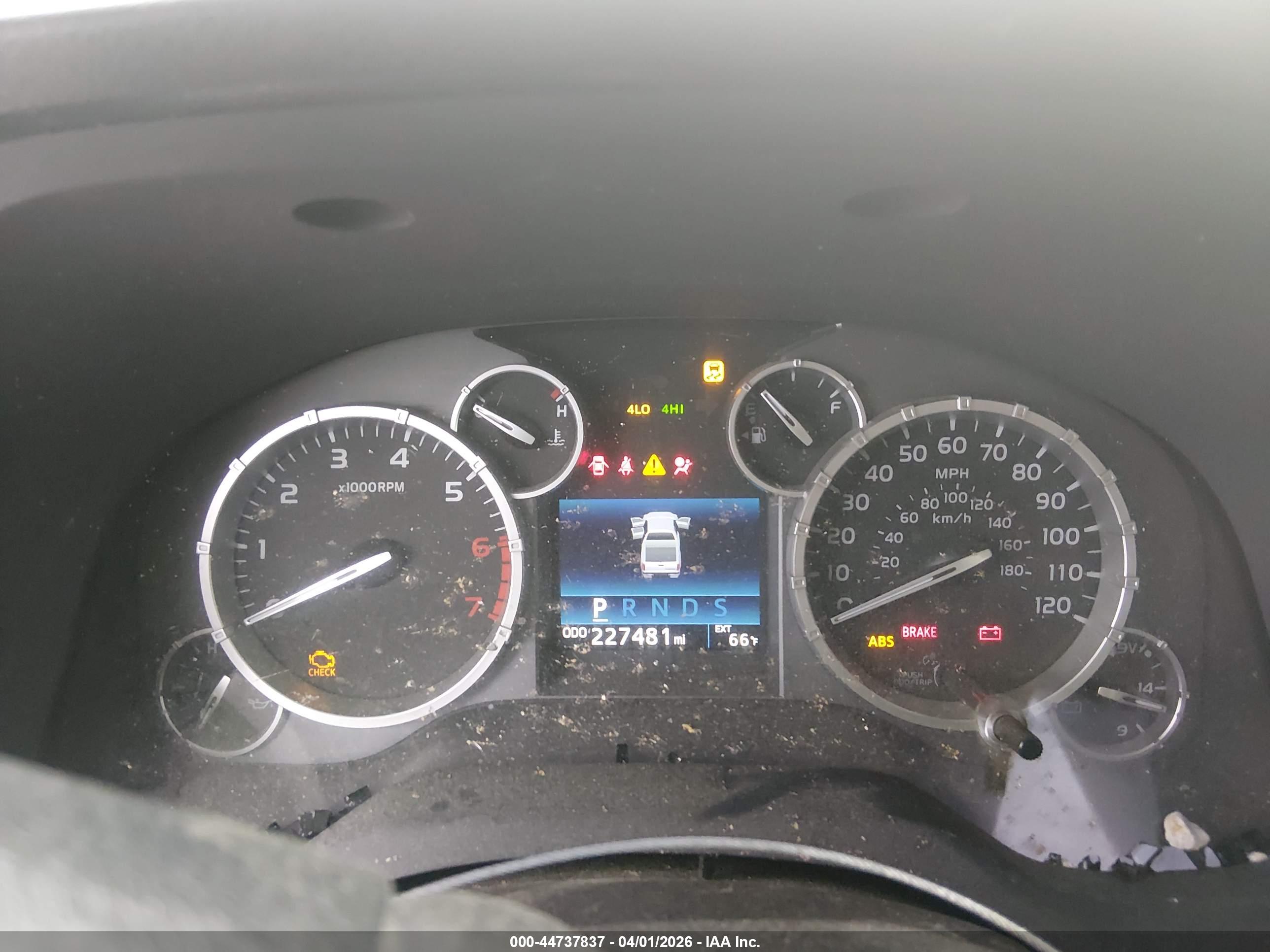 TOYOTA TUNDRA image 7