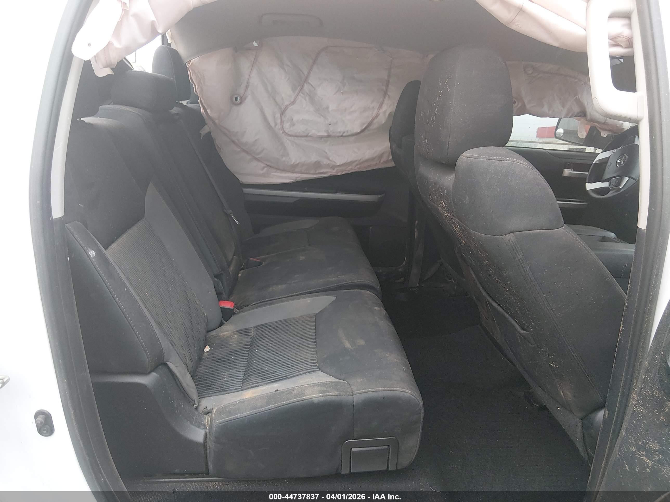 TOYOTA TUNDRA image 8