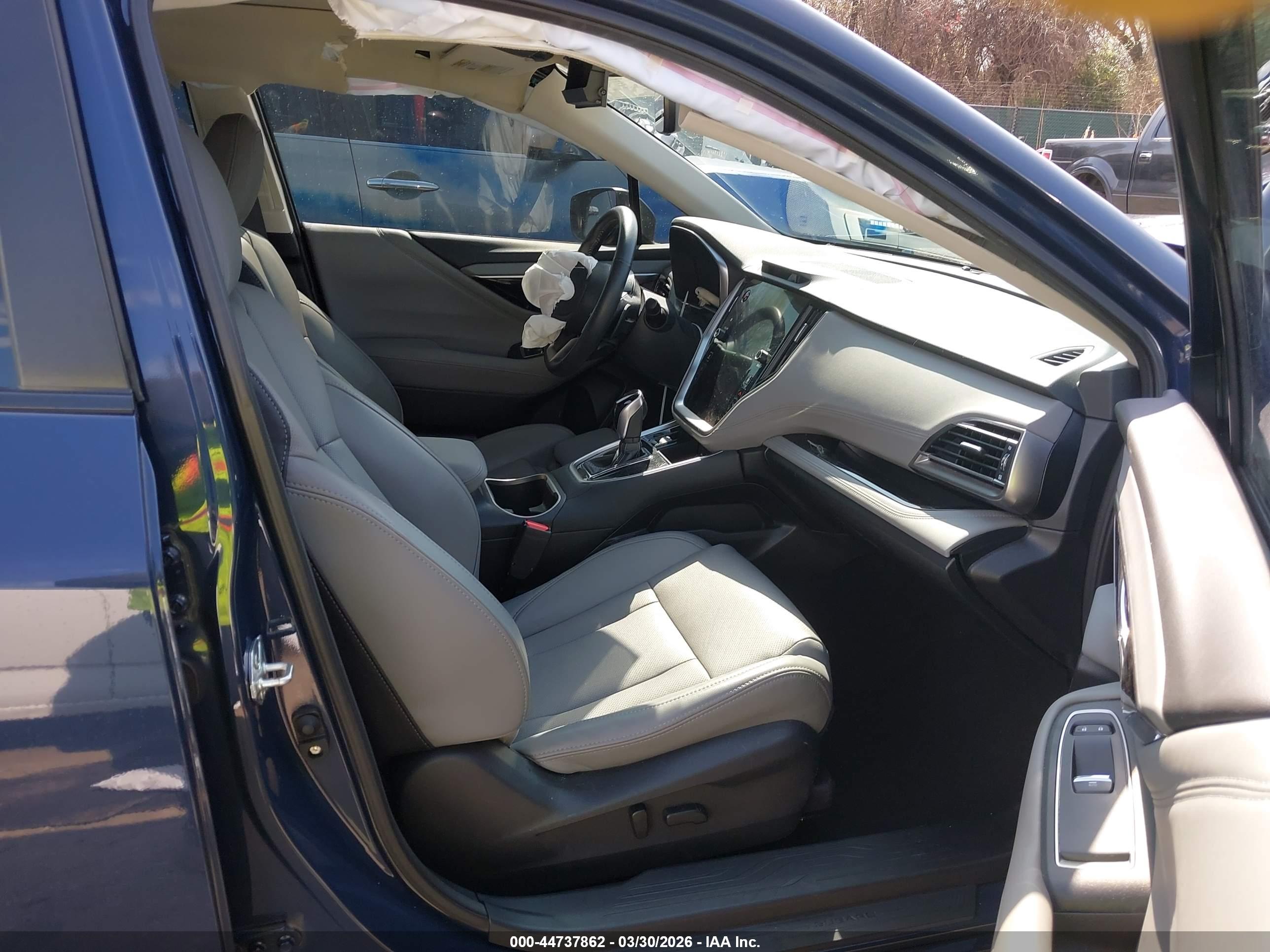 SUBARU LEGACY image 5
