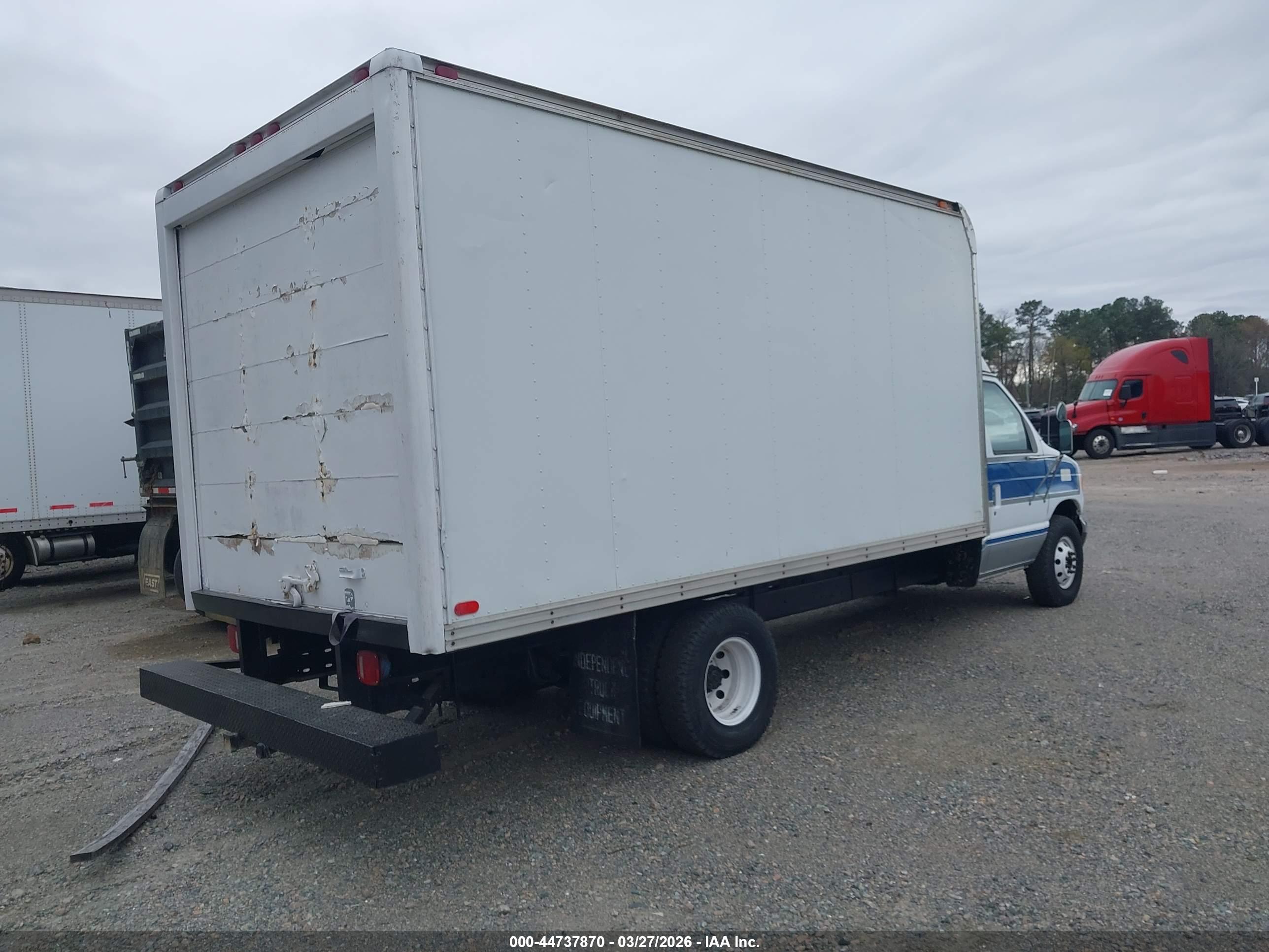 FORD ECONOLINE image 4