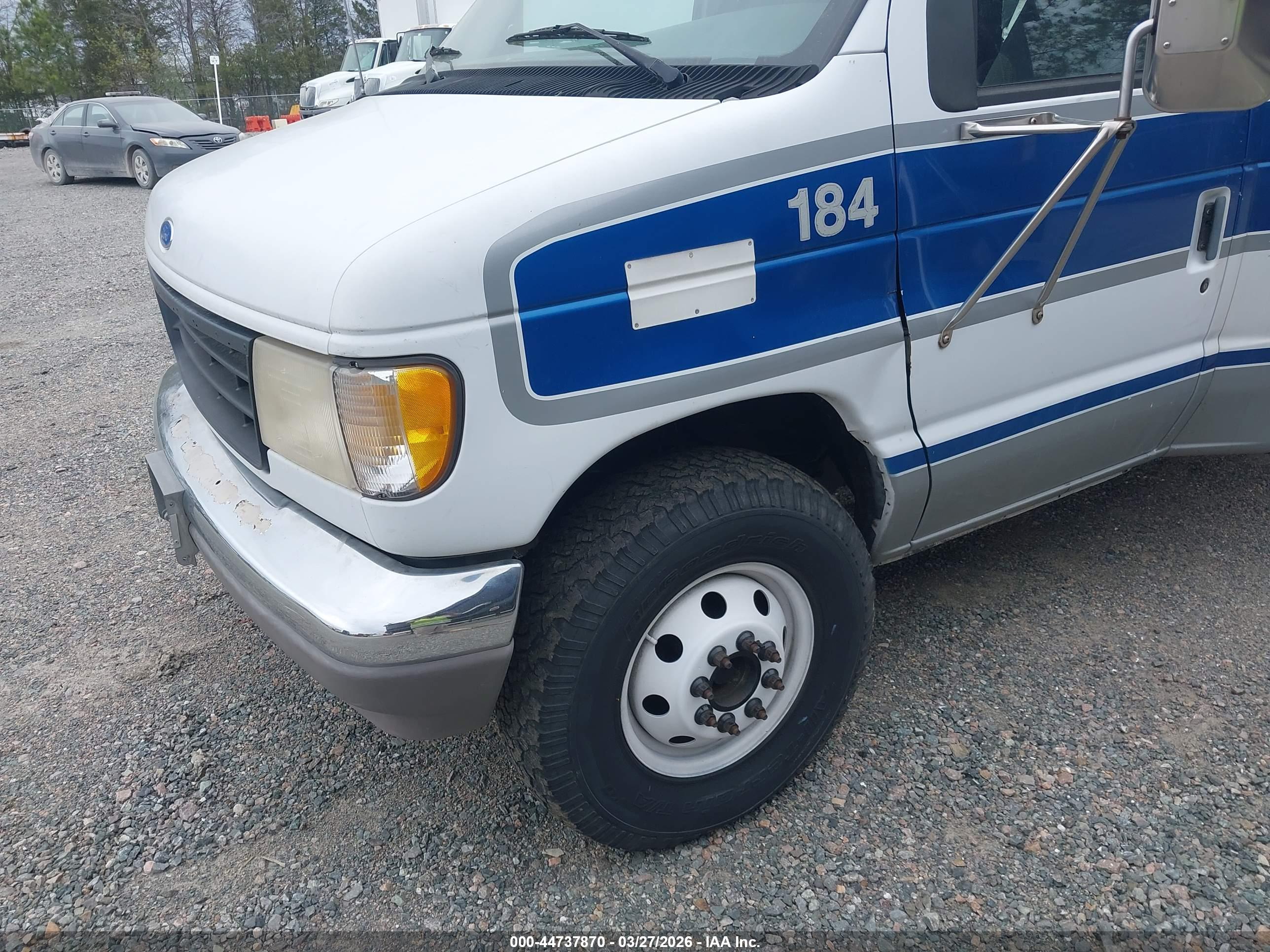 FORD ECONOLINE image 6