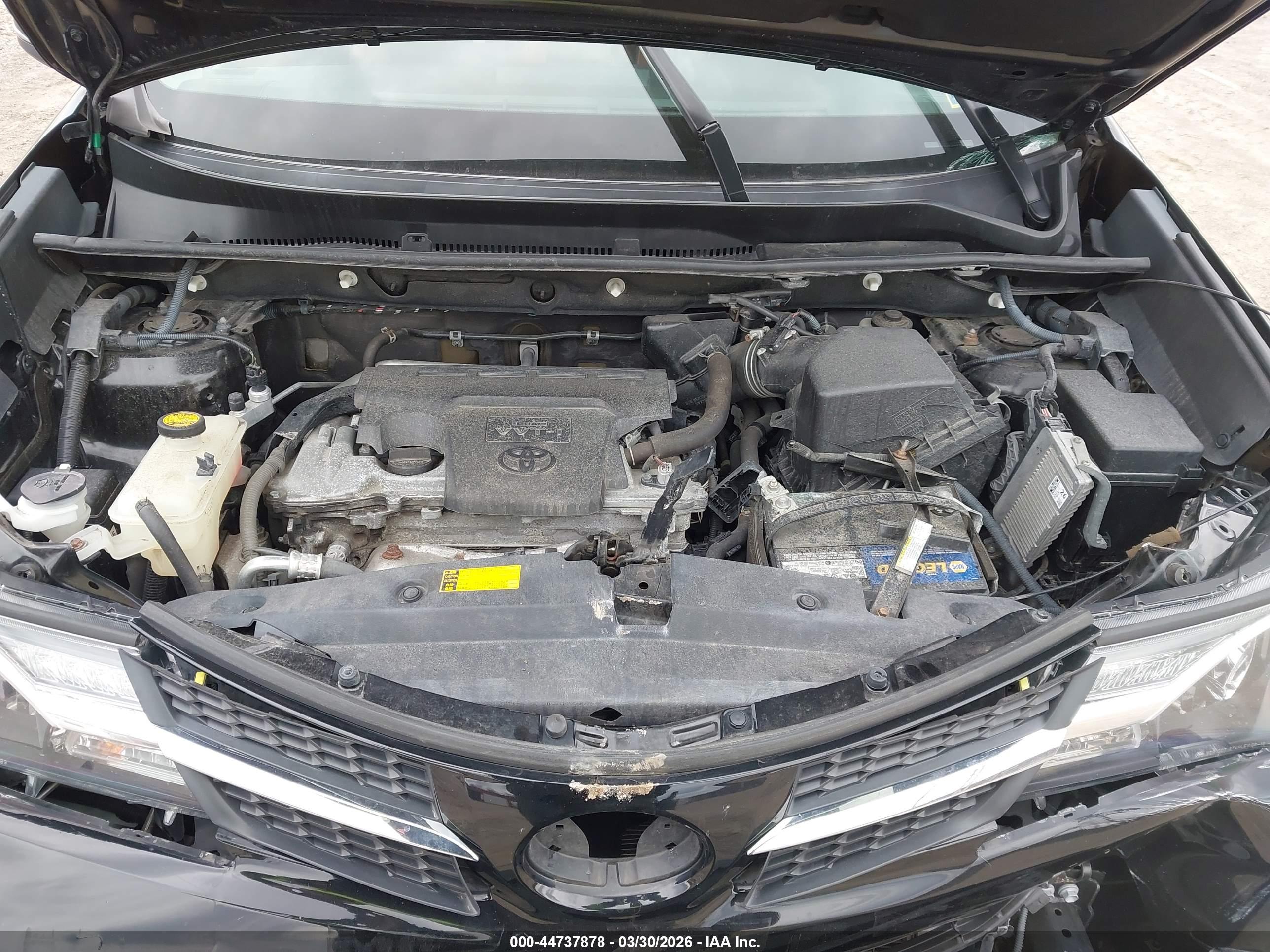 TOYOTA RAV4 image 10