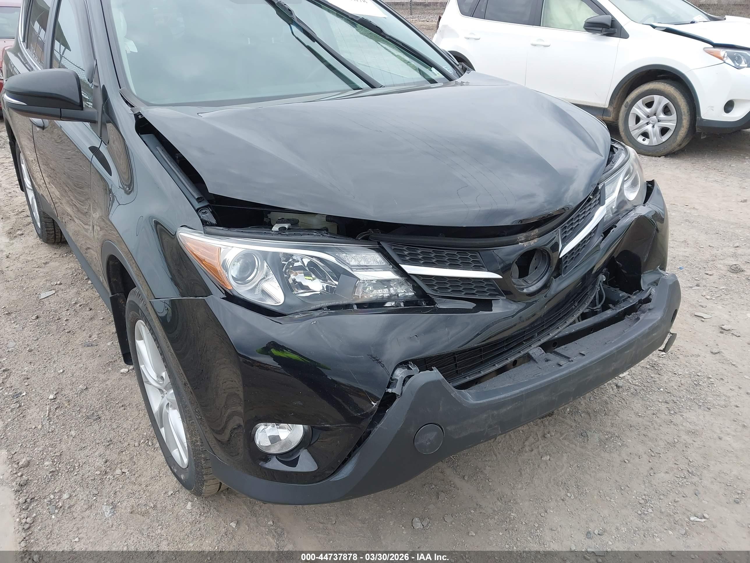 TOYOTA RAV4 image 6