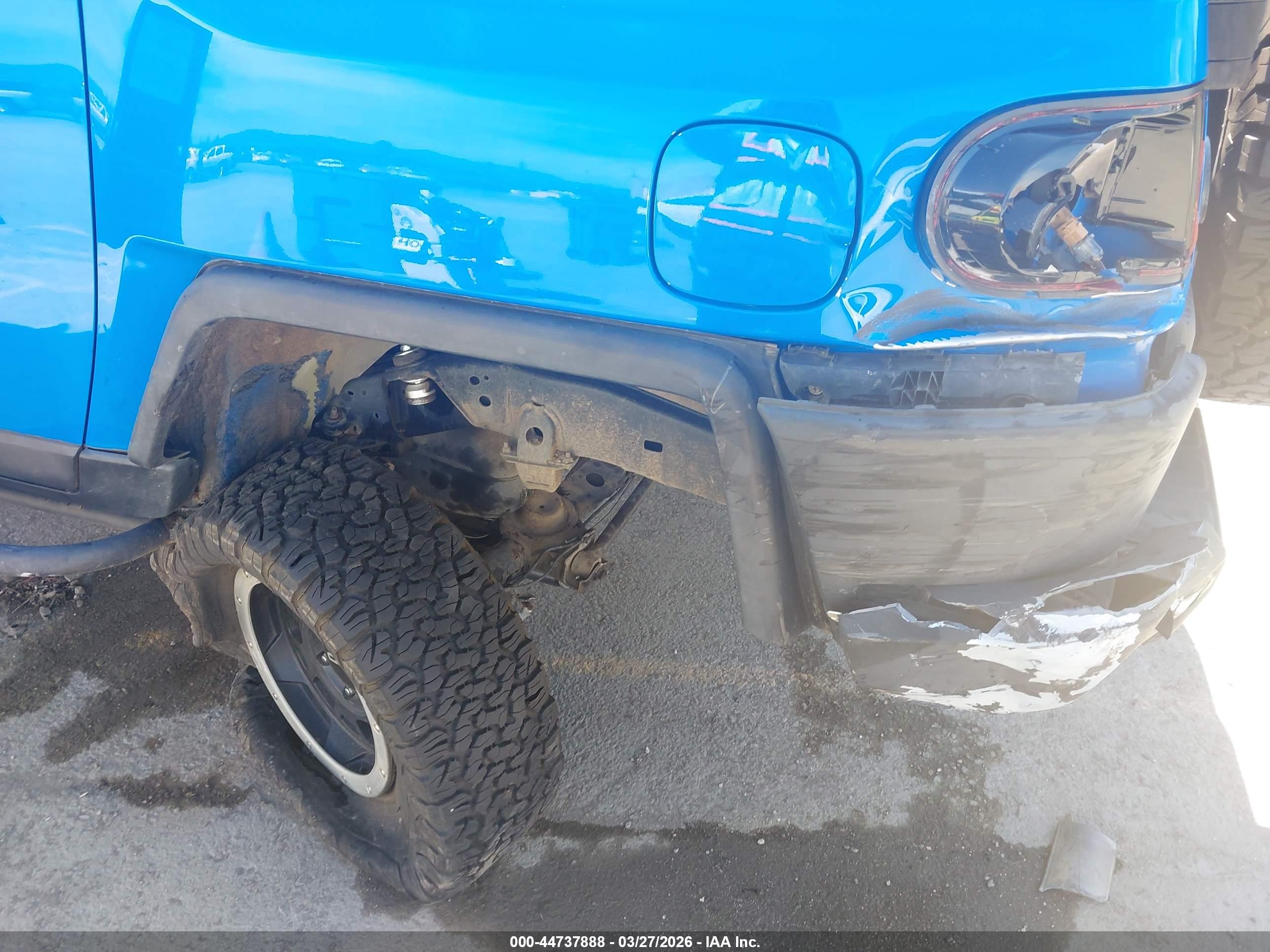 TOYOTA FJ image 6