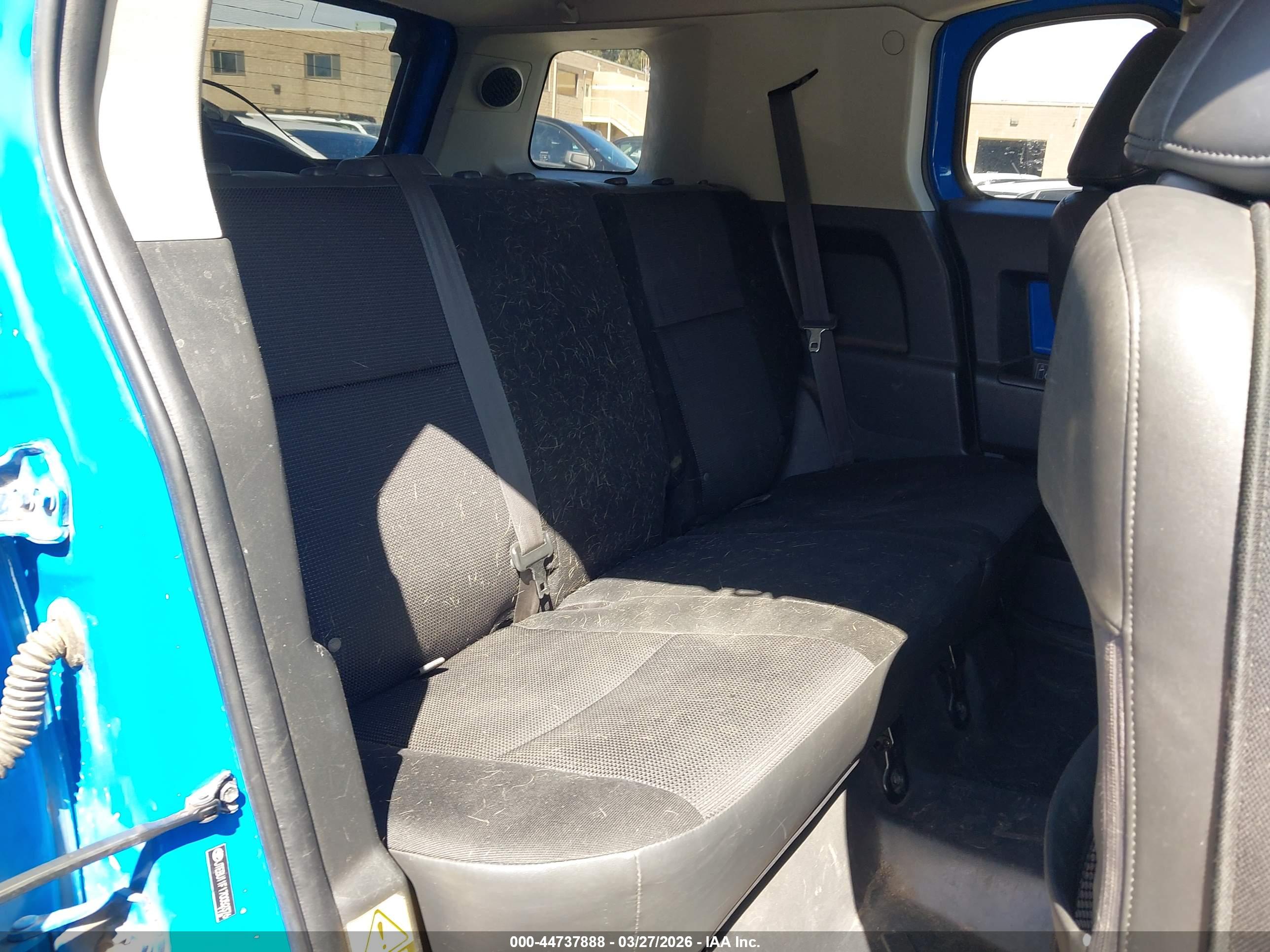 TOYOTA FJ image 8