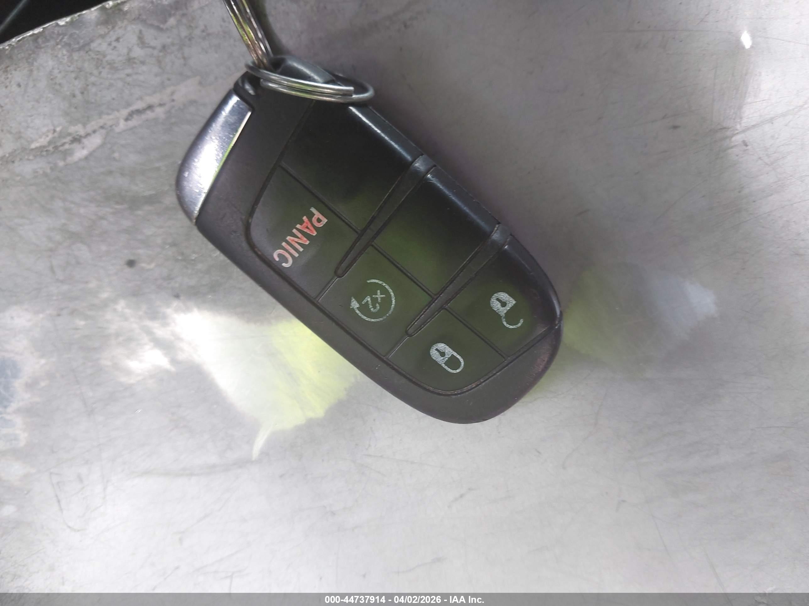 JEEP RENEGADE image 11