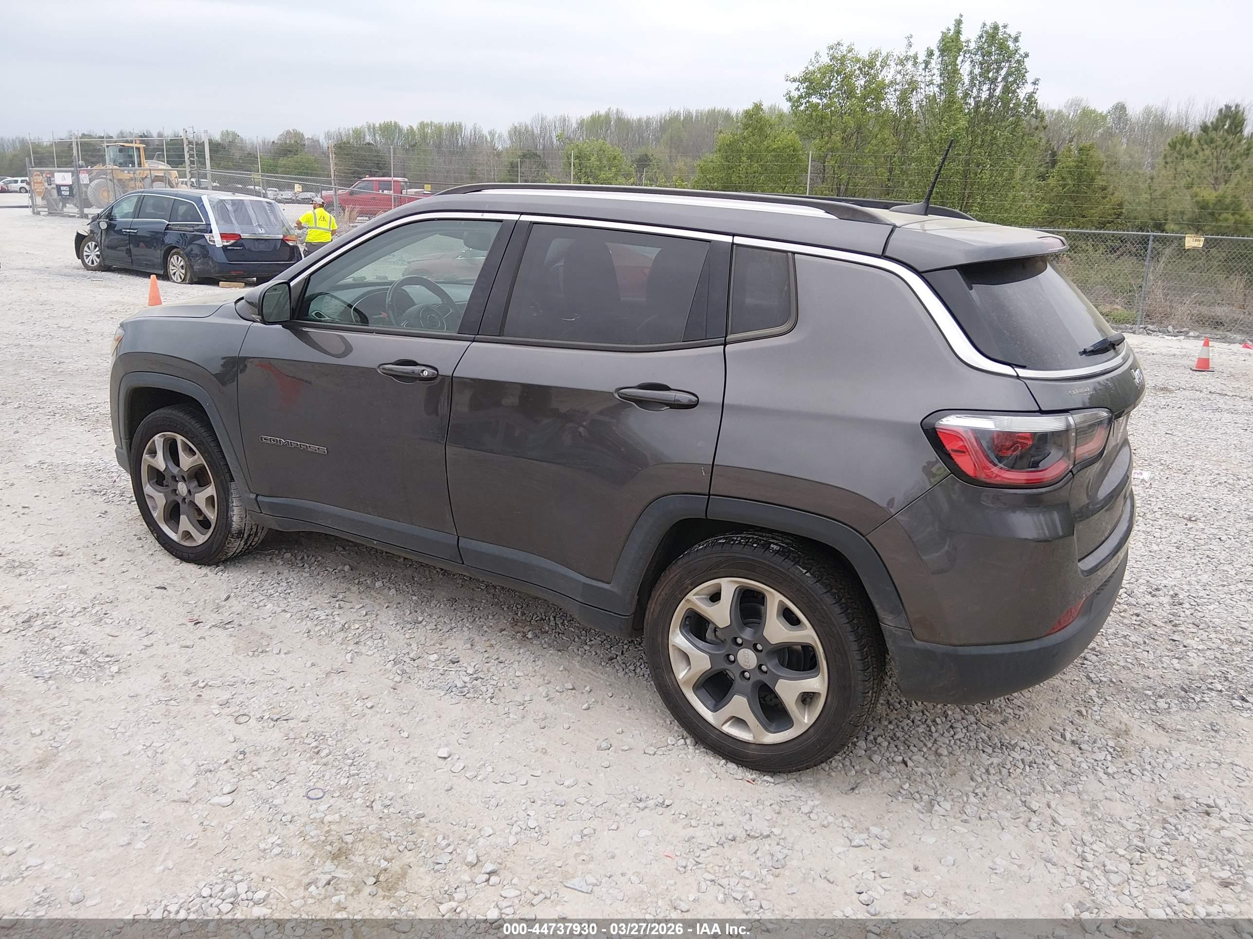 JEEP COMPASS image 3