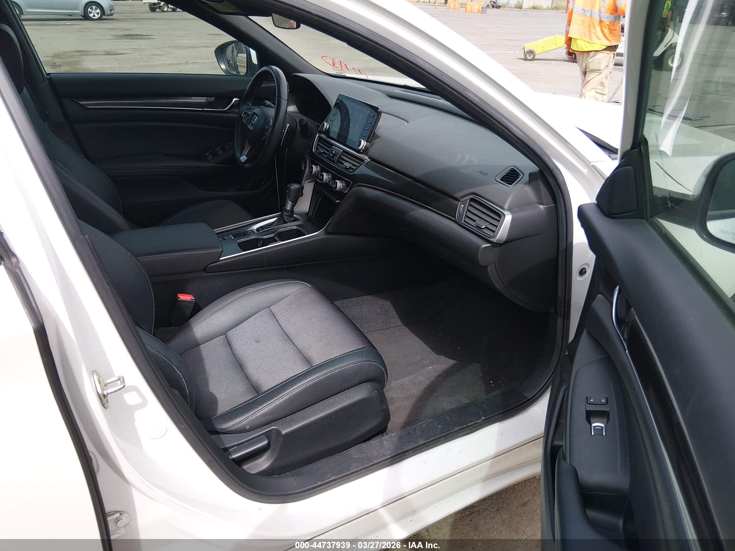 HONDA ACCORD image 5