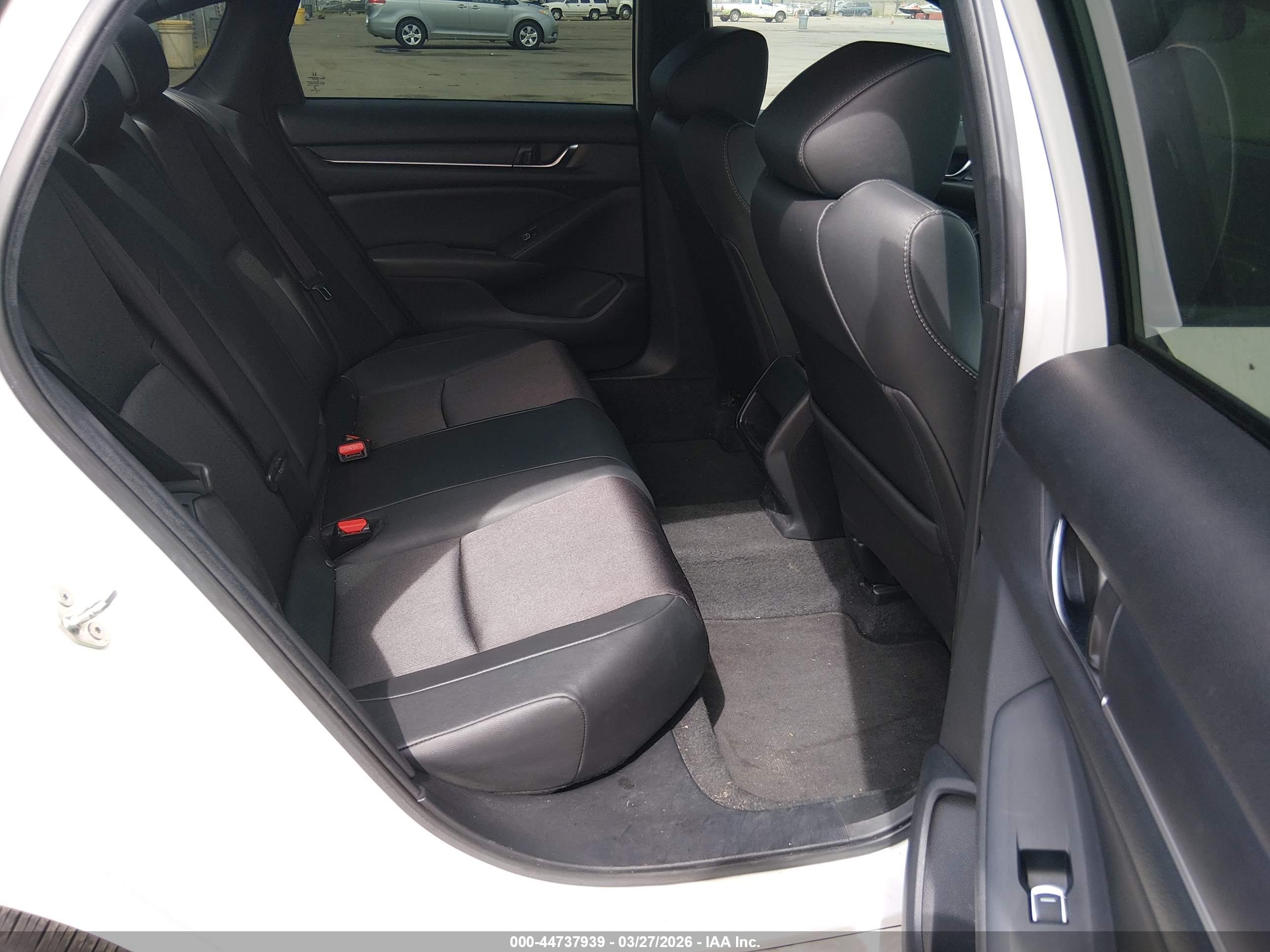 HONDA ACCORD image 8