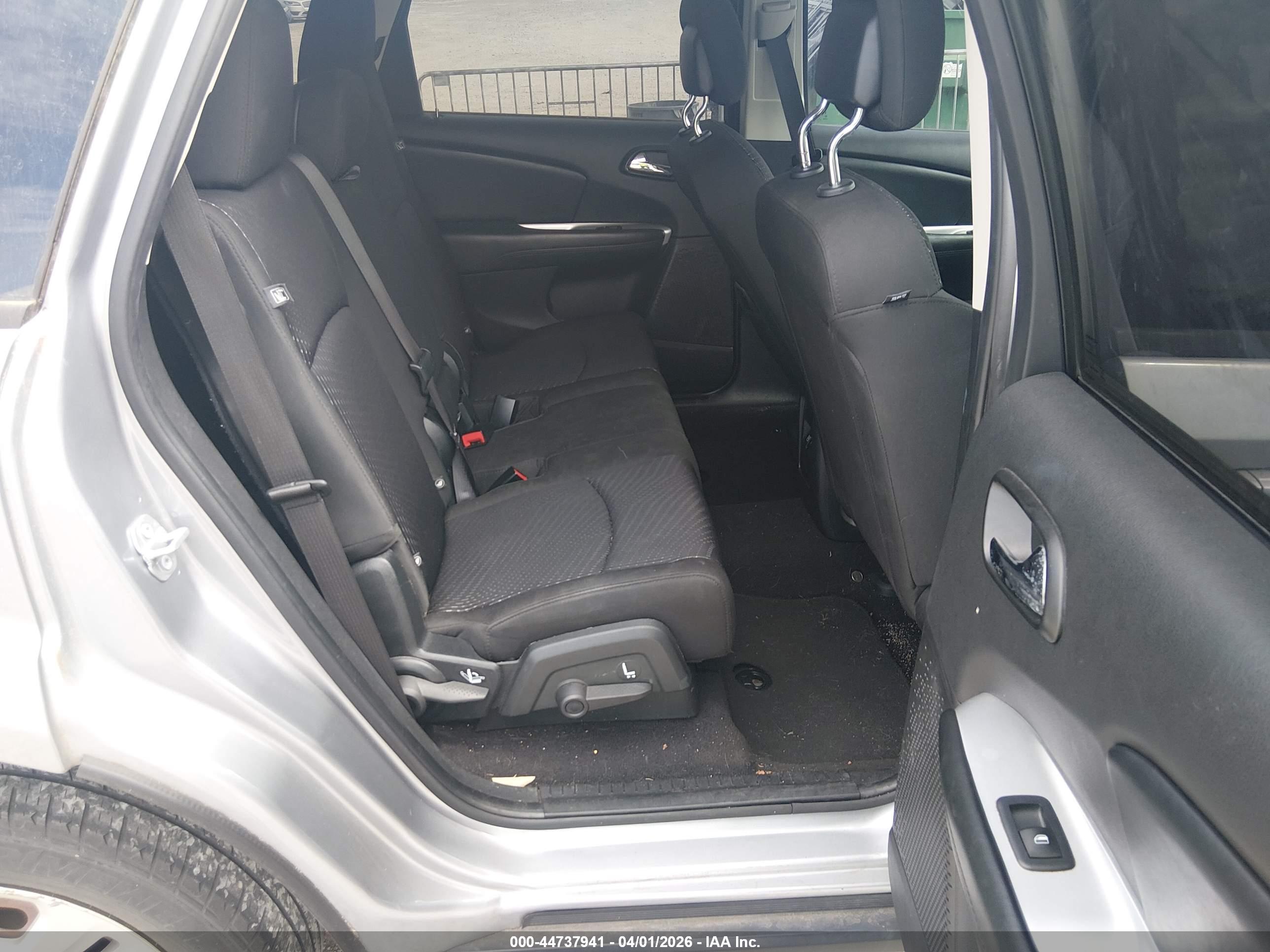 DODGE JOURNEY image 8