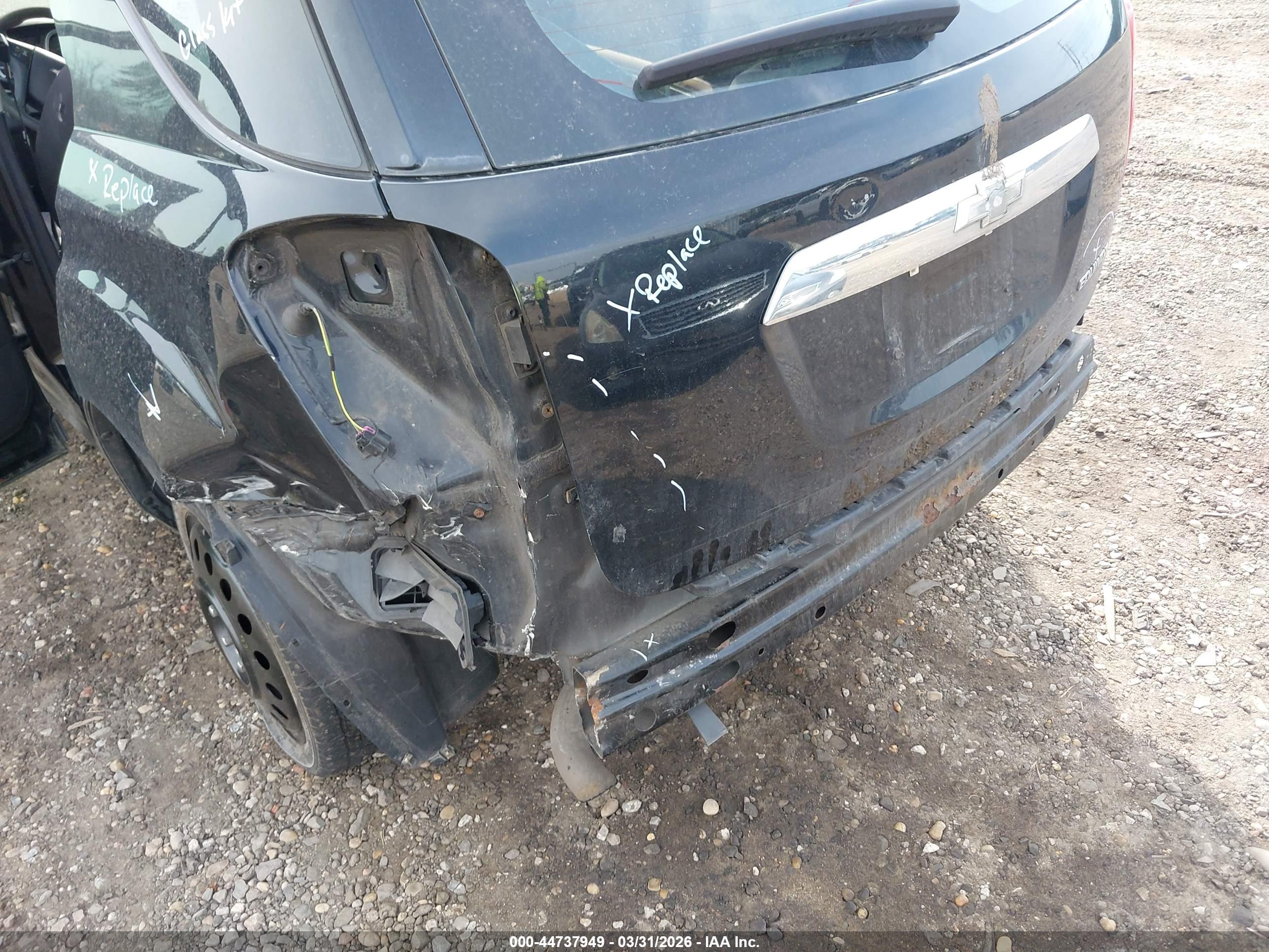 CHEVROLET EQUINOX image 6