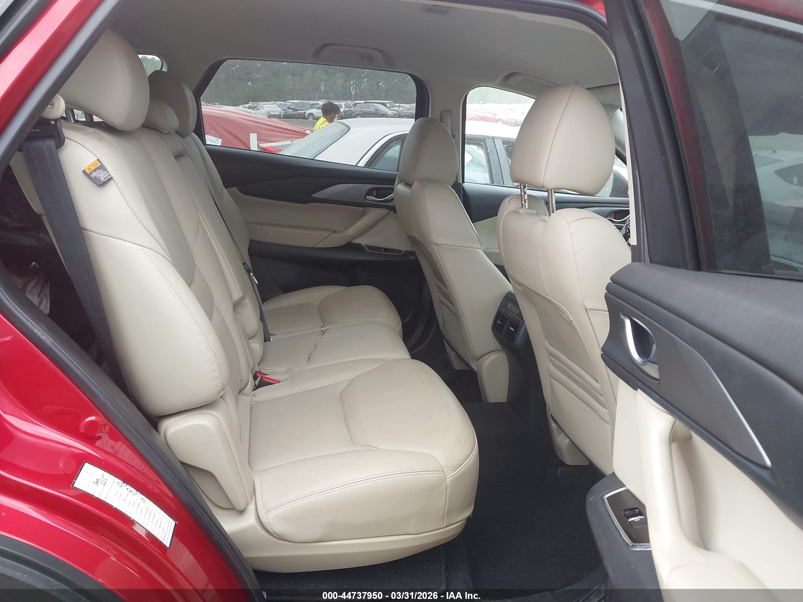 MAZDA CX-9 image 8