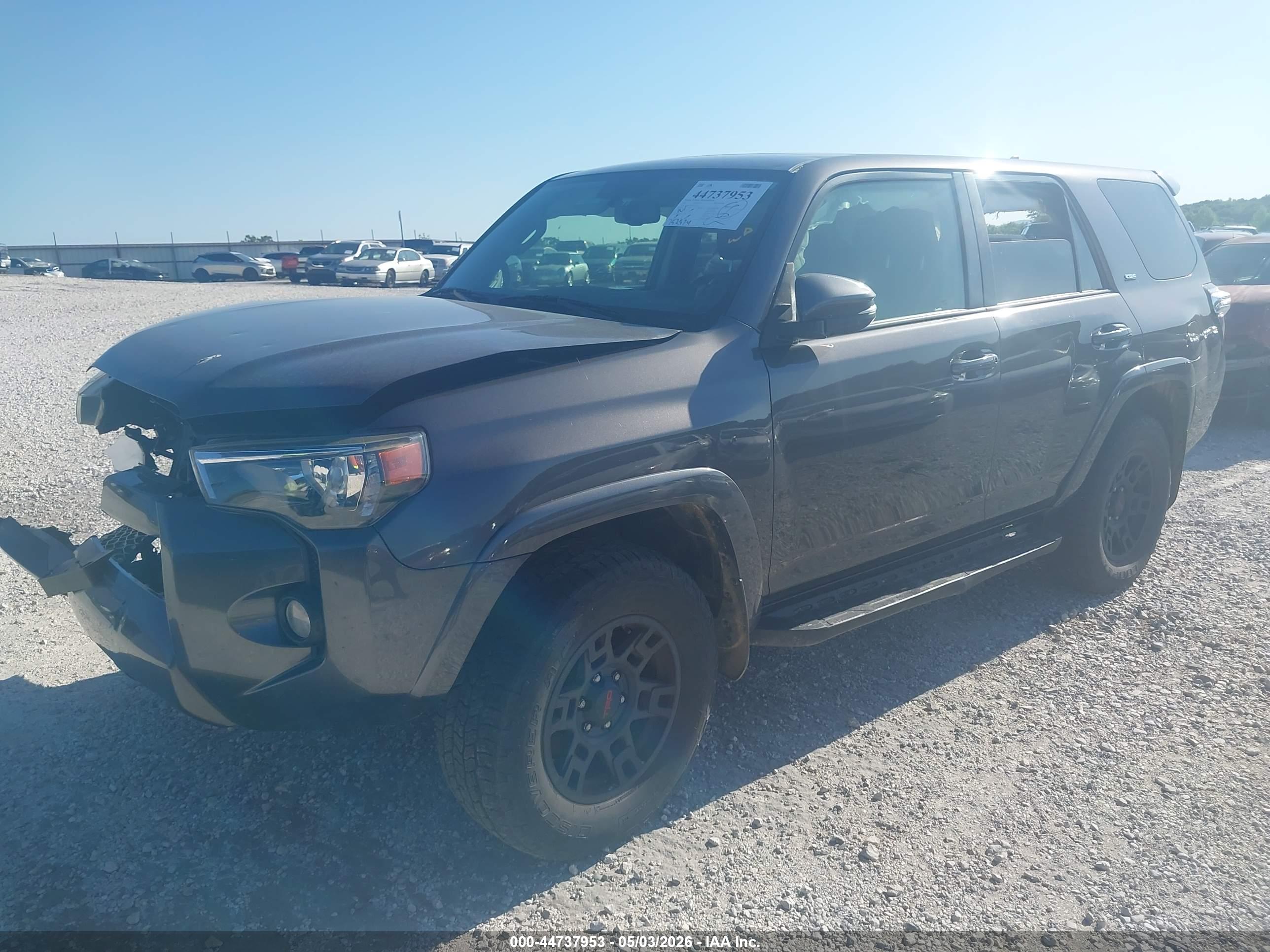TOYOTA 4RUNNER image 2