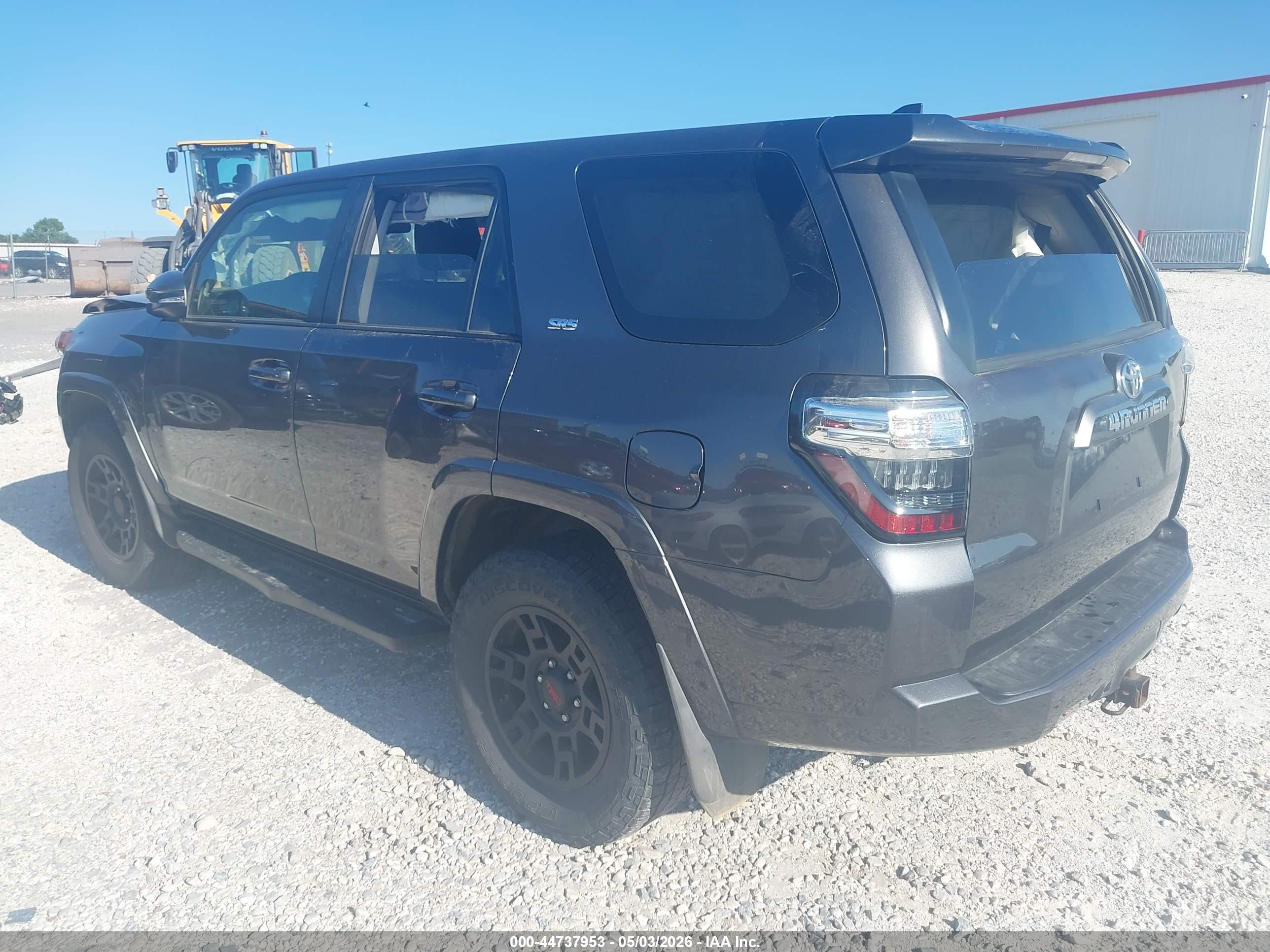 TOYOTA 4RUNNER image 3