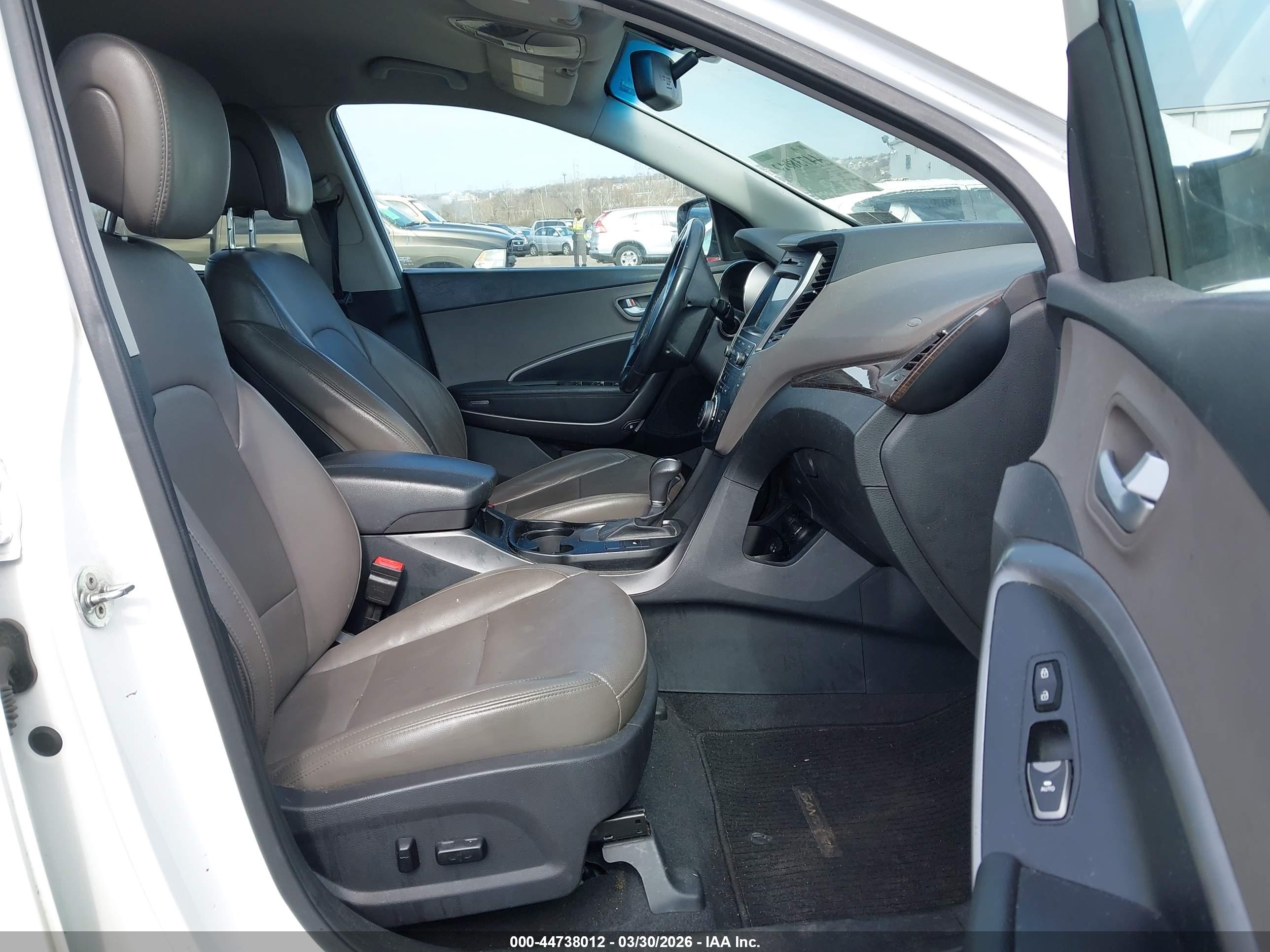 HYUNDAI SANTA image 5