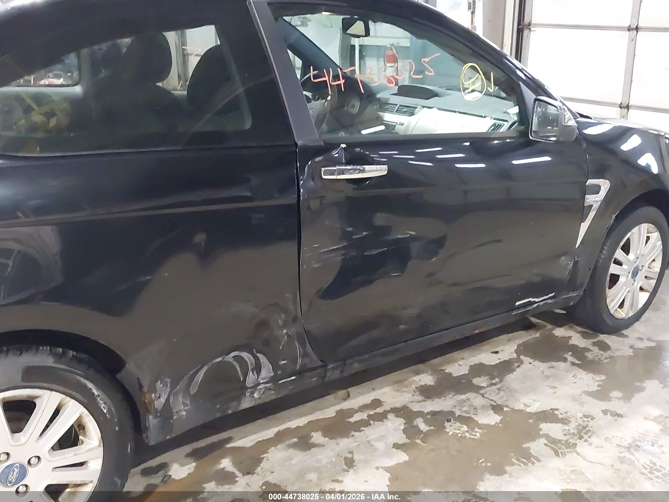 FORD FOCUS image 6