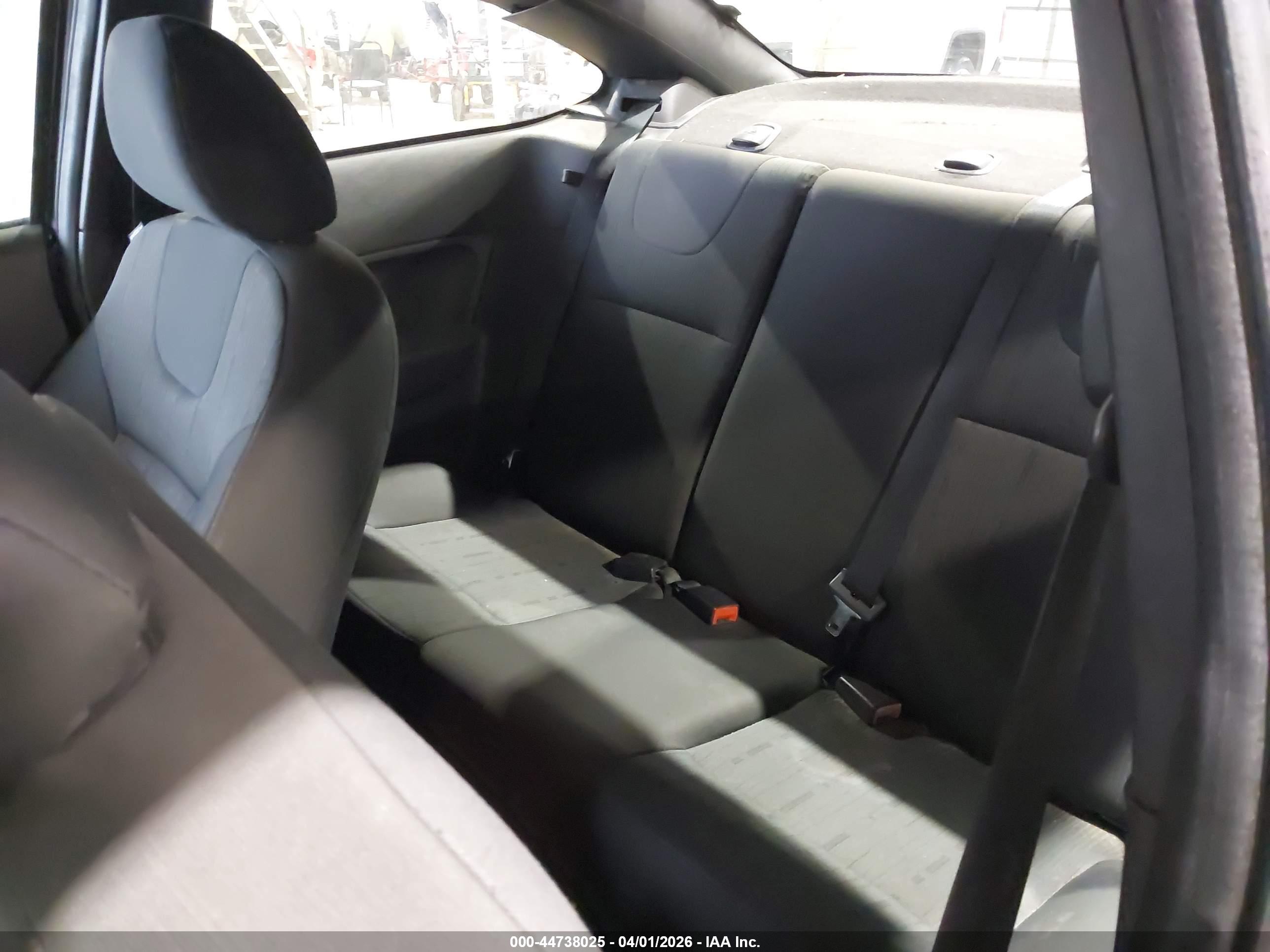 FORD FOCUS image 8